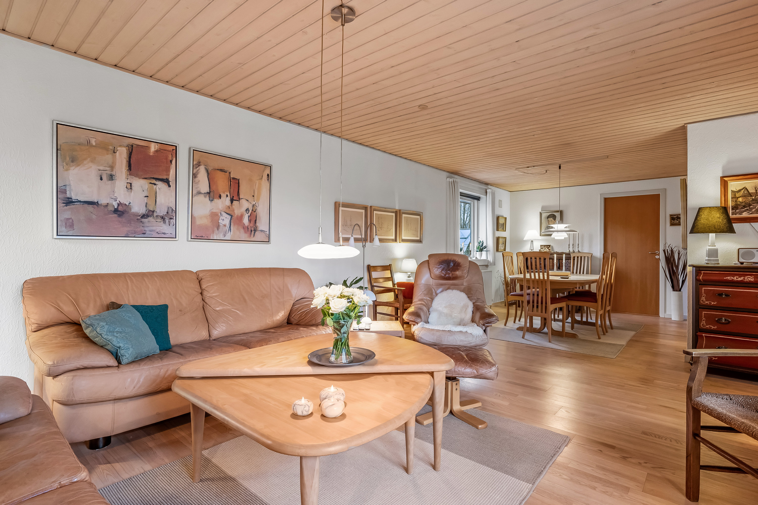 Fremhævet stue billede i fuldskærmstilstand. Billede af Søparken 14, 6862 Tistrup