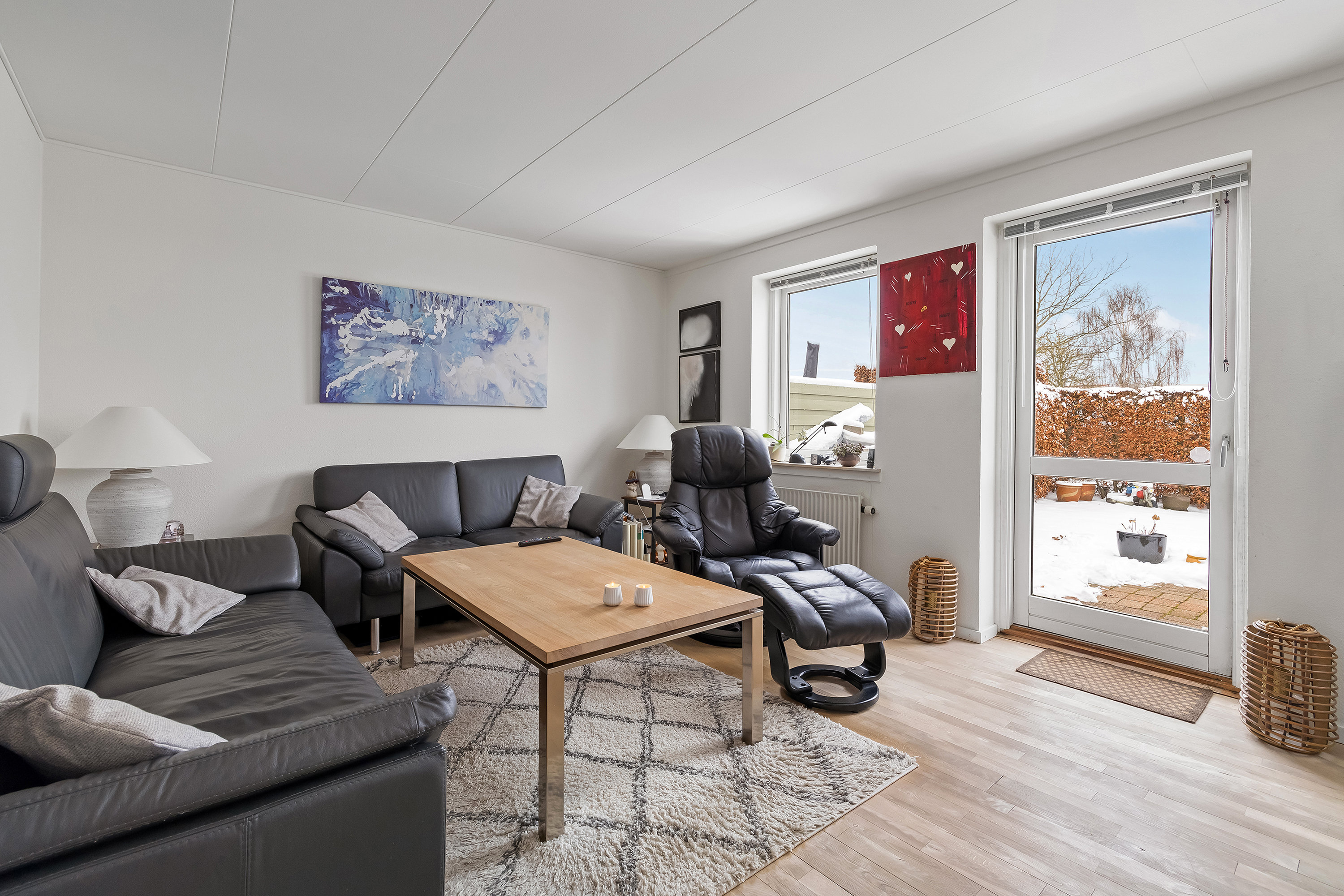 Fremhævet stue billede i fuldskærmstilstand. Billede af Brøndsted 404, 3670 Veksø Sjælland