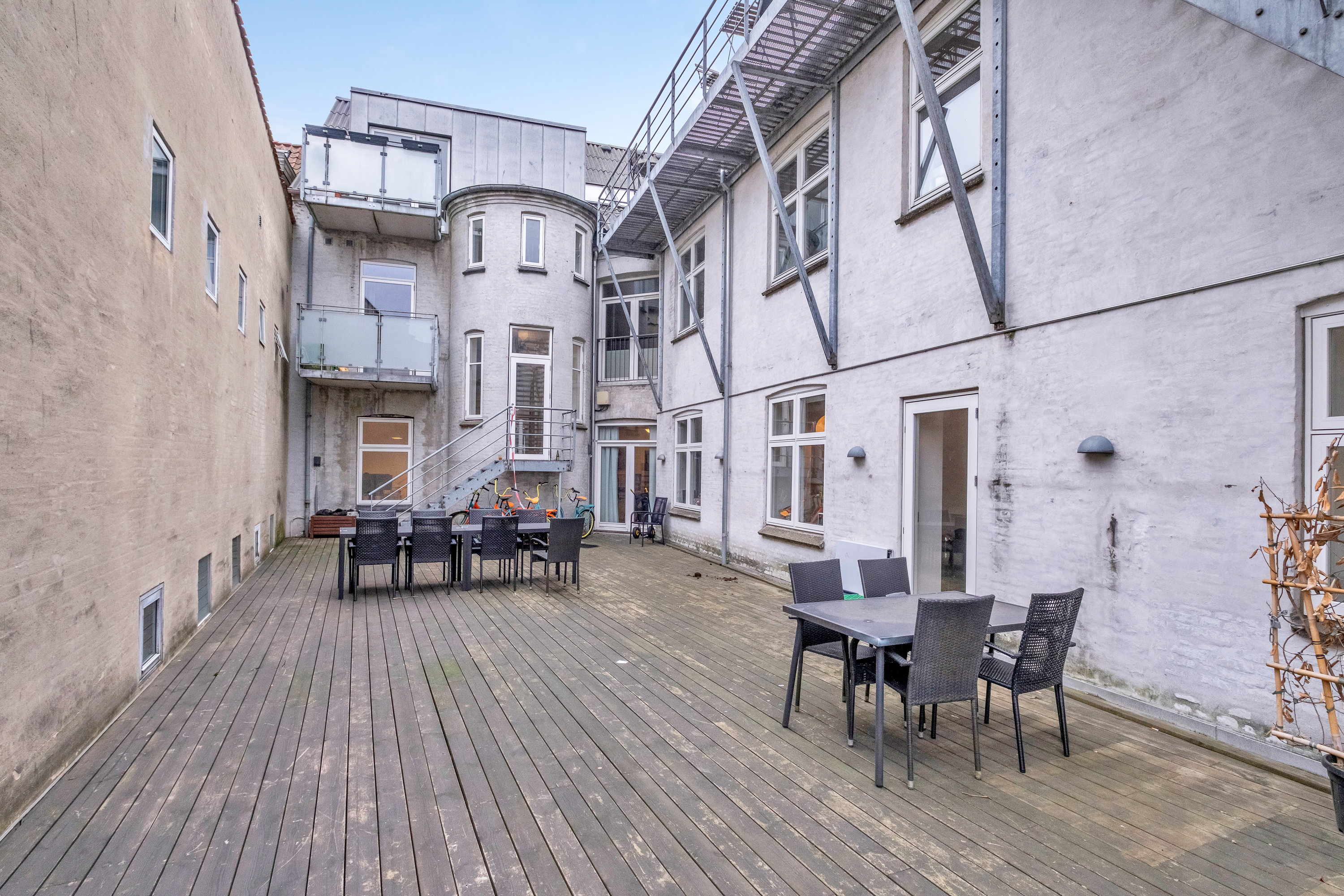 Fremhævet terrasse billede i fuldskærmstilstand. Billede af Frederiksgade 78D, 2. tv., 8000 Aarhus C