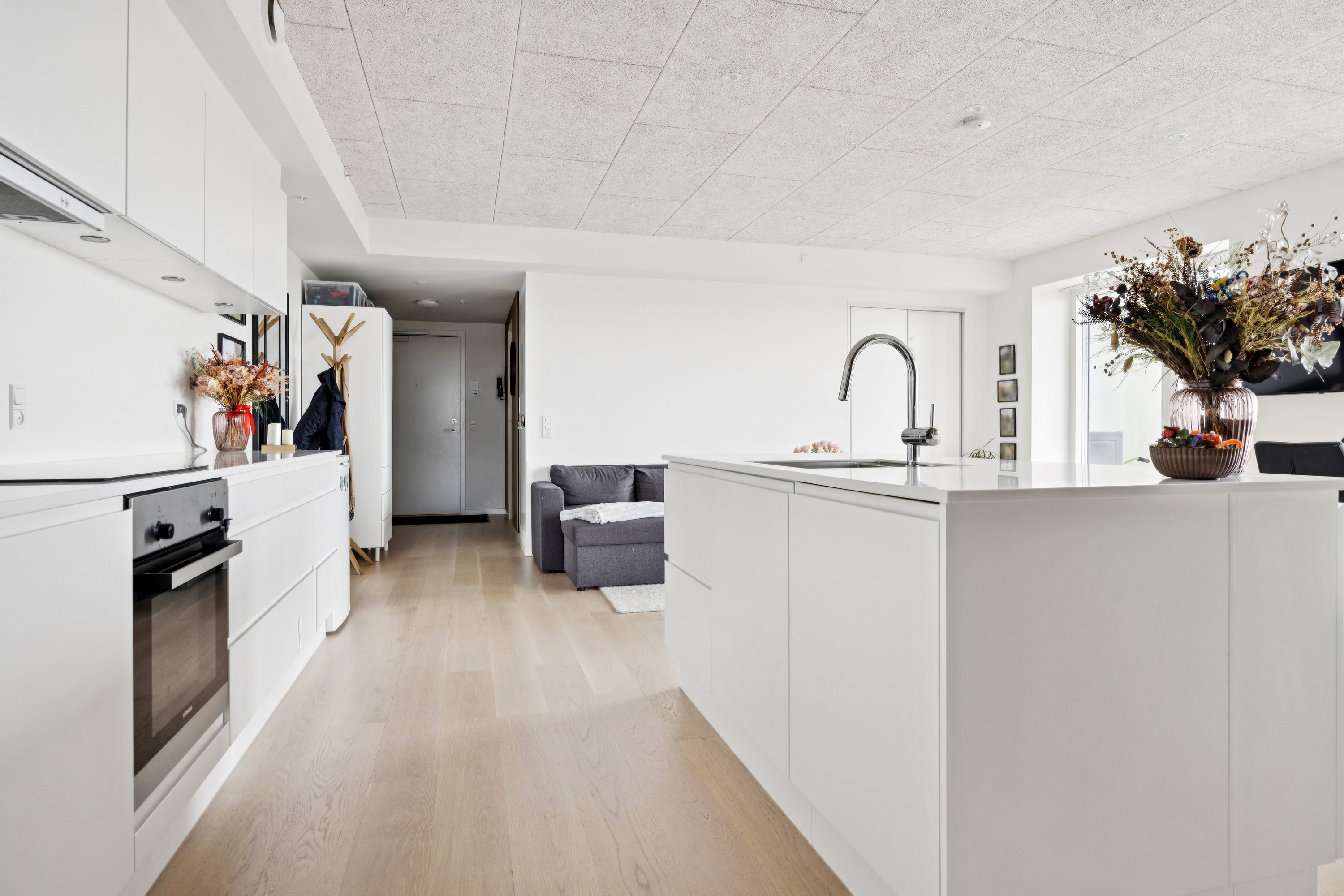 Fremhævet køkken billede i fuldskærmstilstand. Billede af Julius Posselts Vej 3A, 14. 4., 9400 Nørresundby