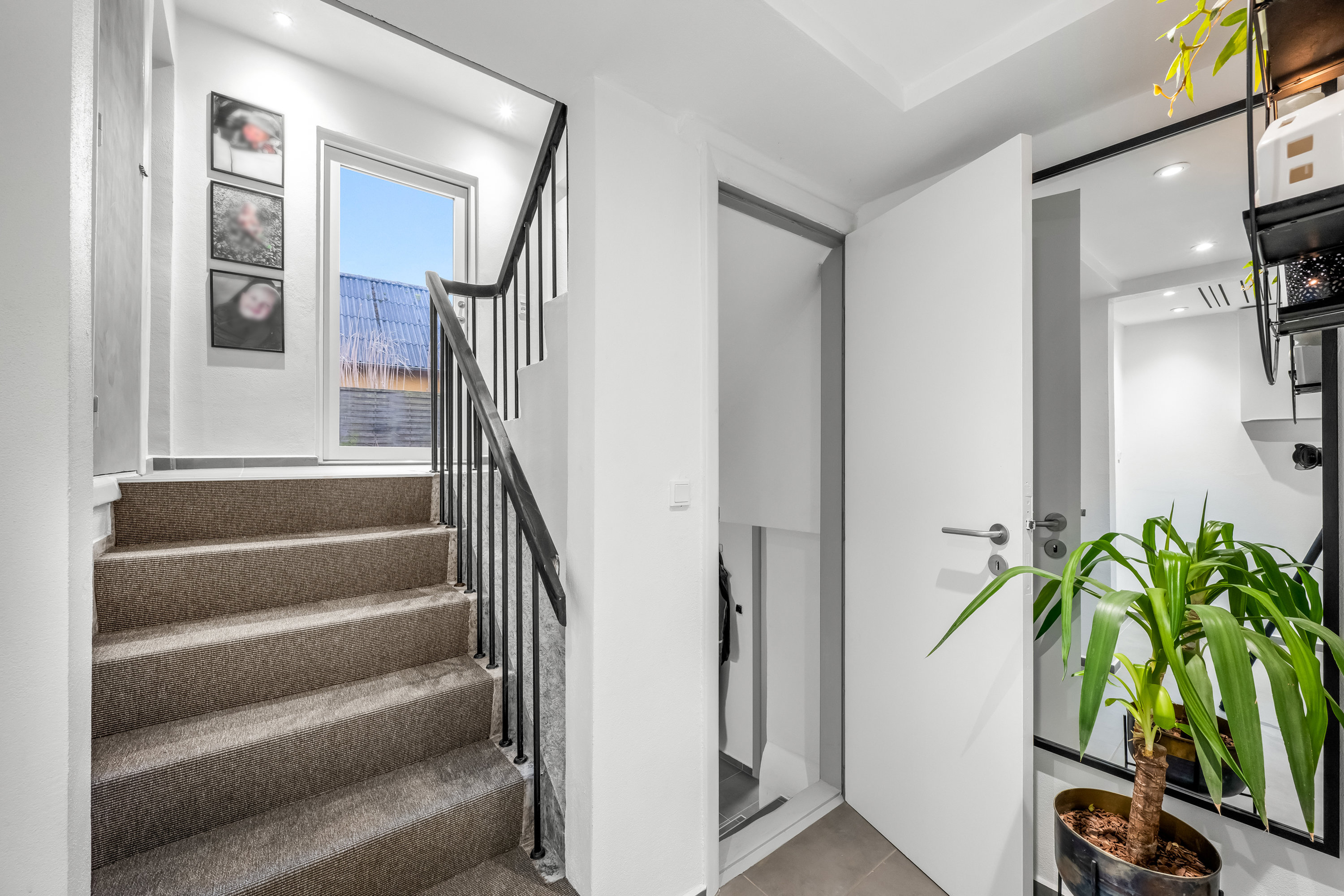 Fremhævet gang billede i fuldskærmstilstand. Billede af Gl. Kongevej 32, 6880 Tarm