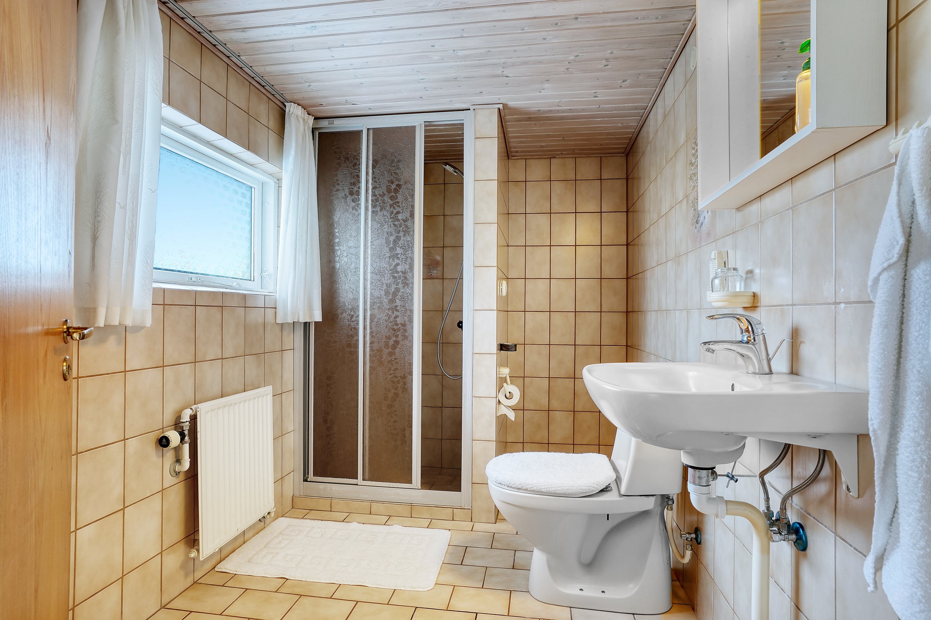 Fremhævet badeværelse billede i fuldskærmstilstand. Billede af Bygaden 80, 4370 Store Merløse