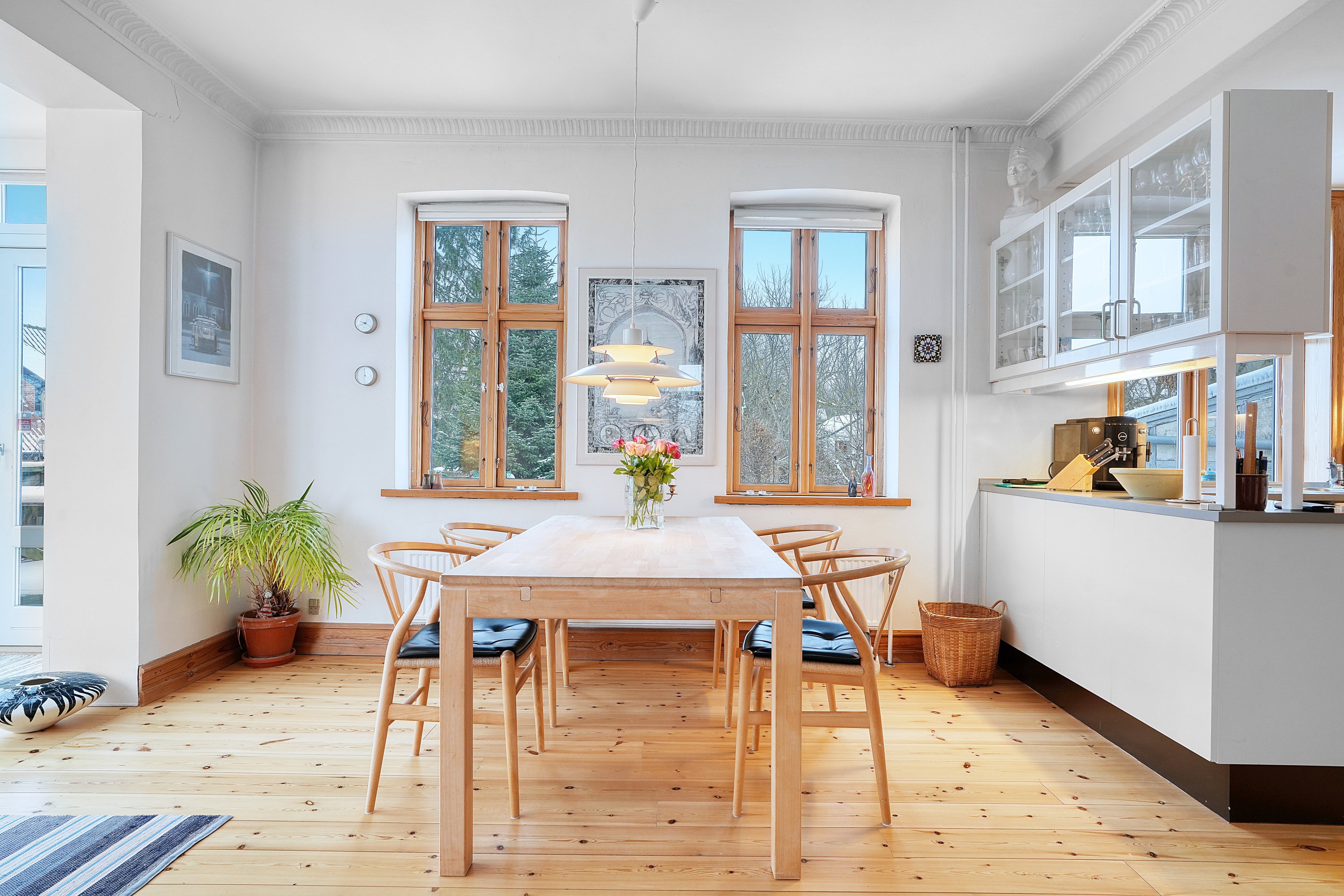 Fremhævet spisestue billede i fuldskærmstilstand. Billede af Venusvej 26, 2860 Søborg