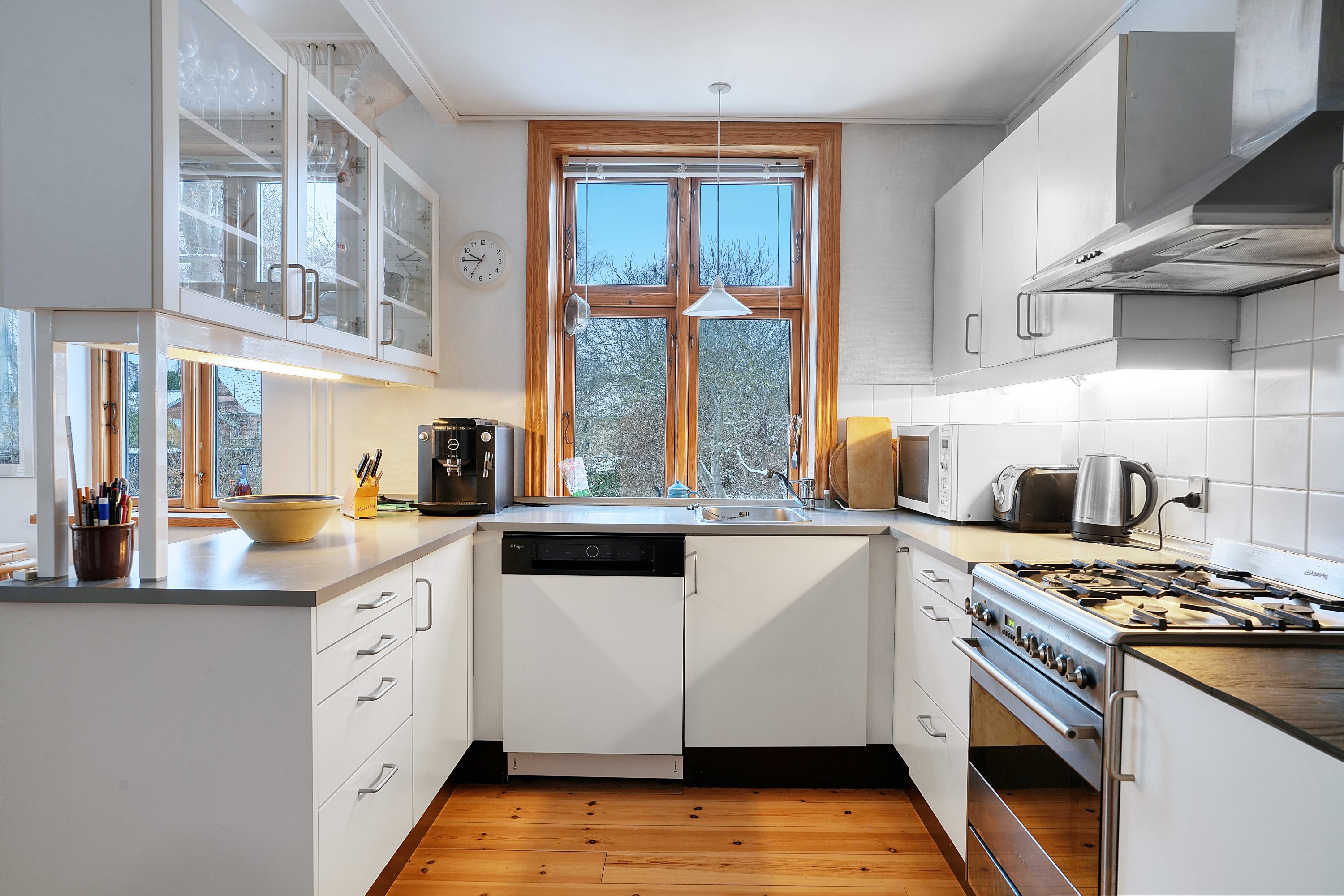 Fremhævet køkken billede i fuldskærmstilstand. Billede af Venusvej 26, 2860 Søborg
