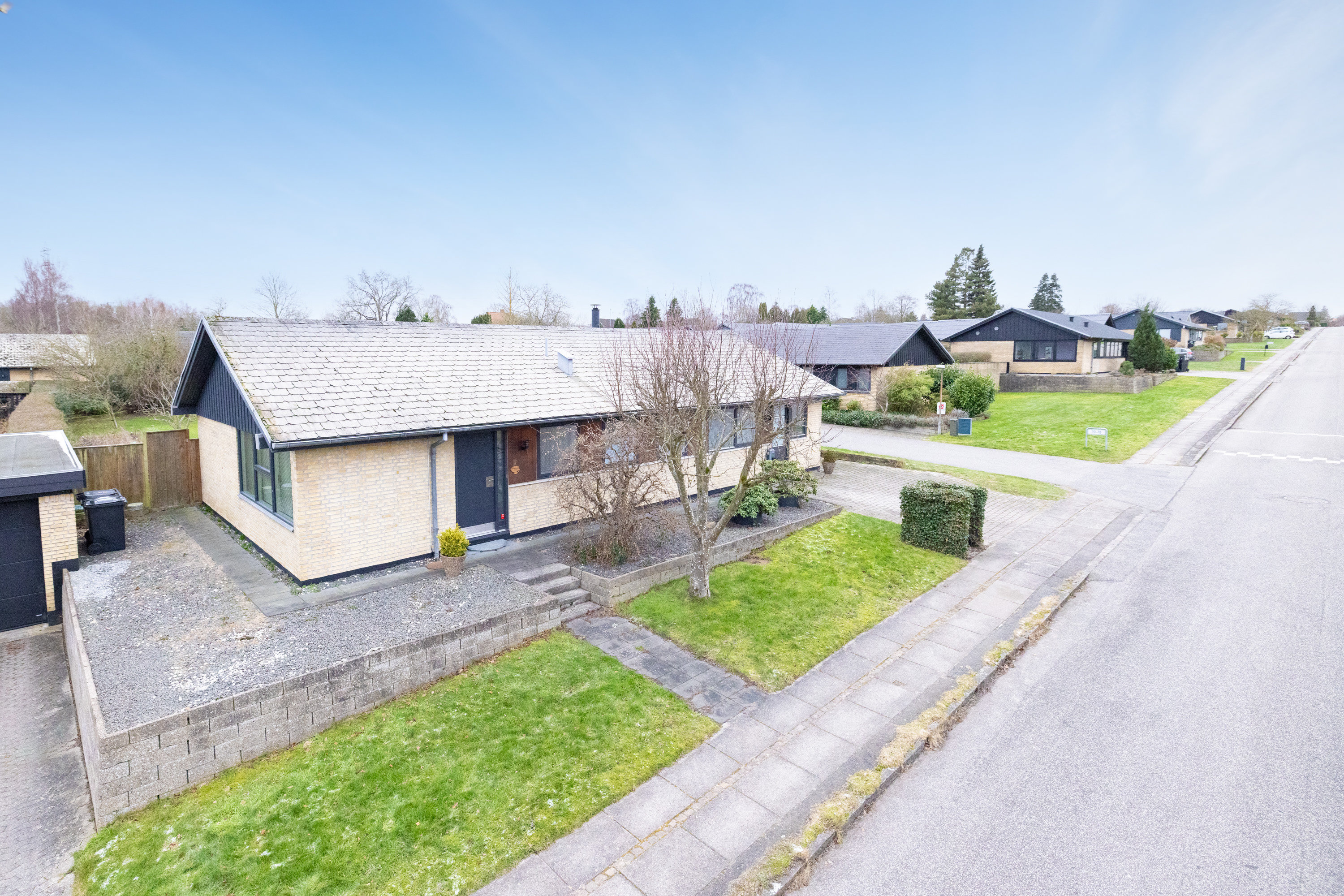 Fremhævet ejendommen billede i fuldskærmstilstand. Billede af Højvangsvej 80, Stavtrup, 8260 Viby J