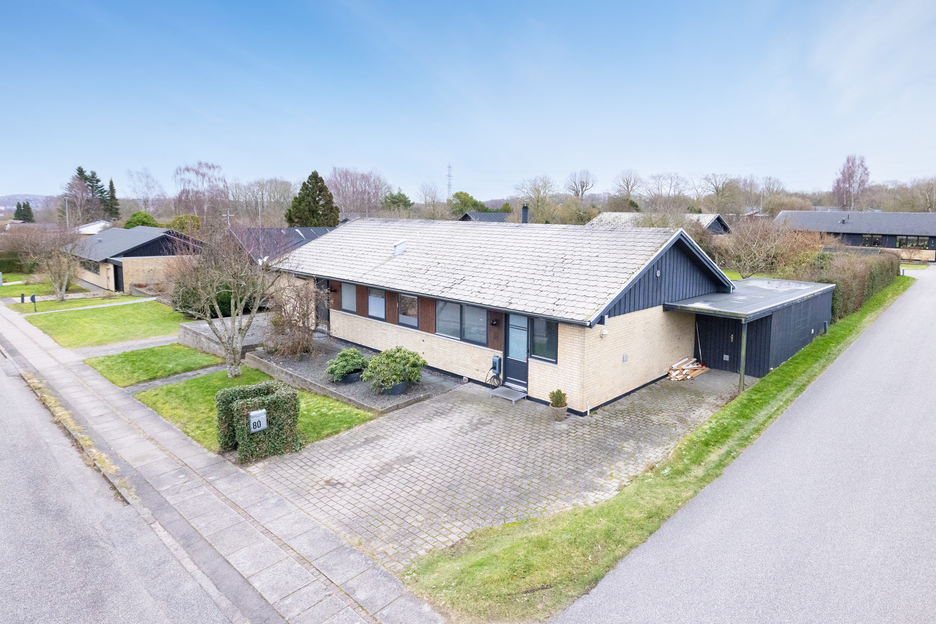 Fremhævet ejendommen billede i fuldskærmstilstand. Billede af Højvangsvej 80, Stavtrup, 8260 Viby J