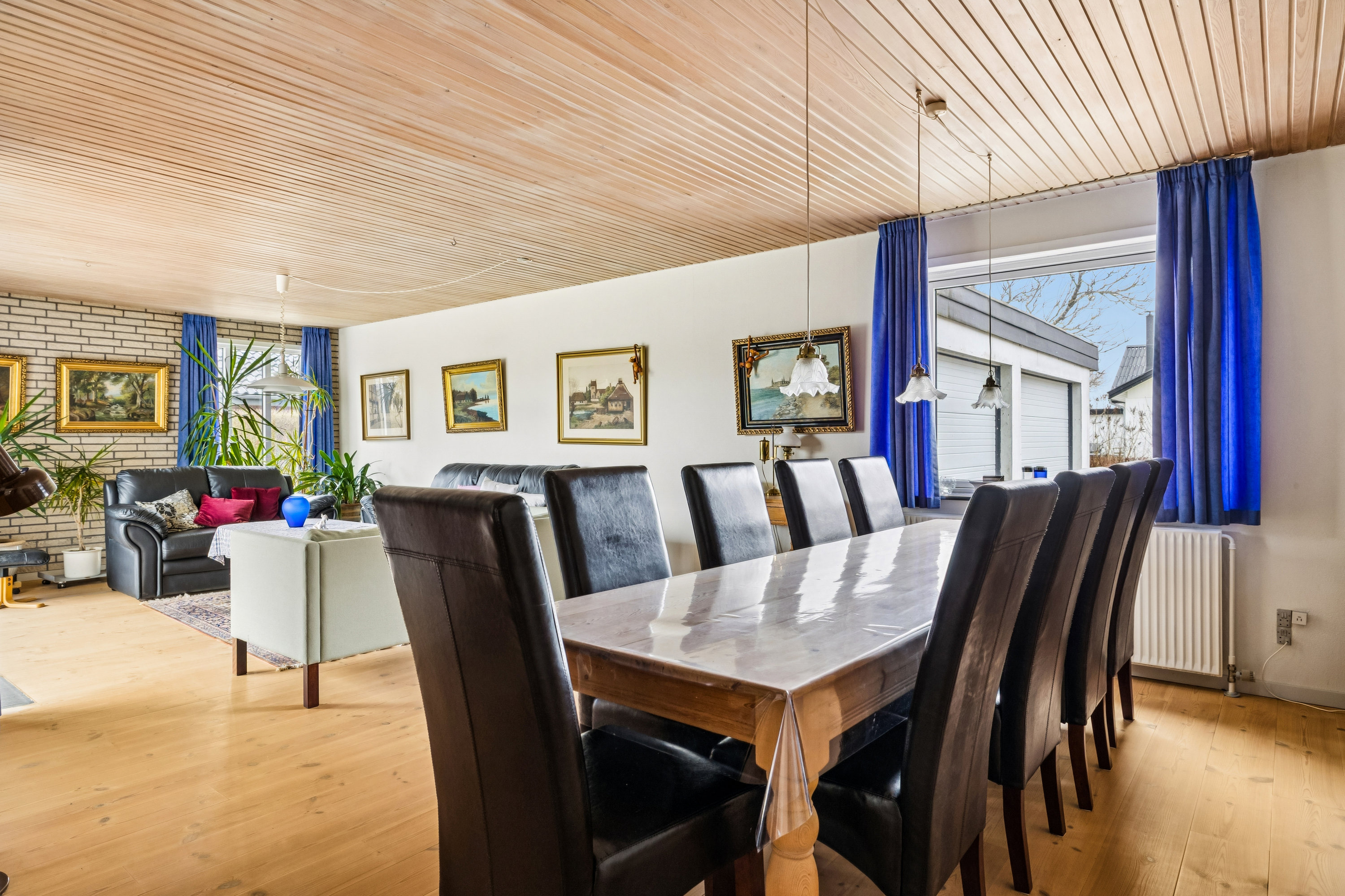 Fremhævet stue billede i fuldskærmstilstand. Billede af Tværvej 9, Vebbestrup, 9500 Hobro