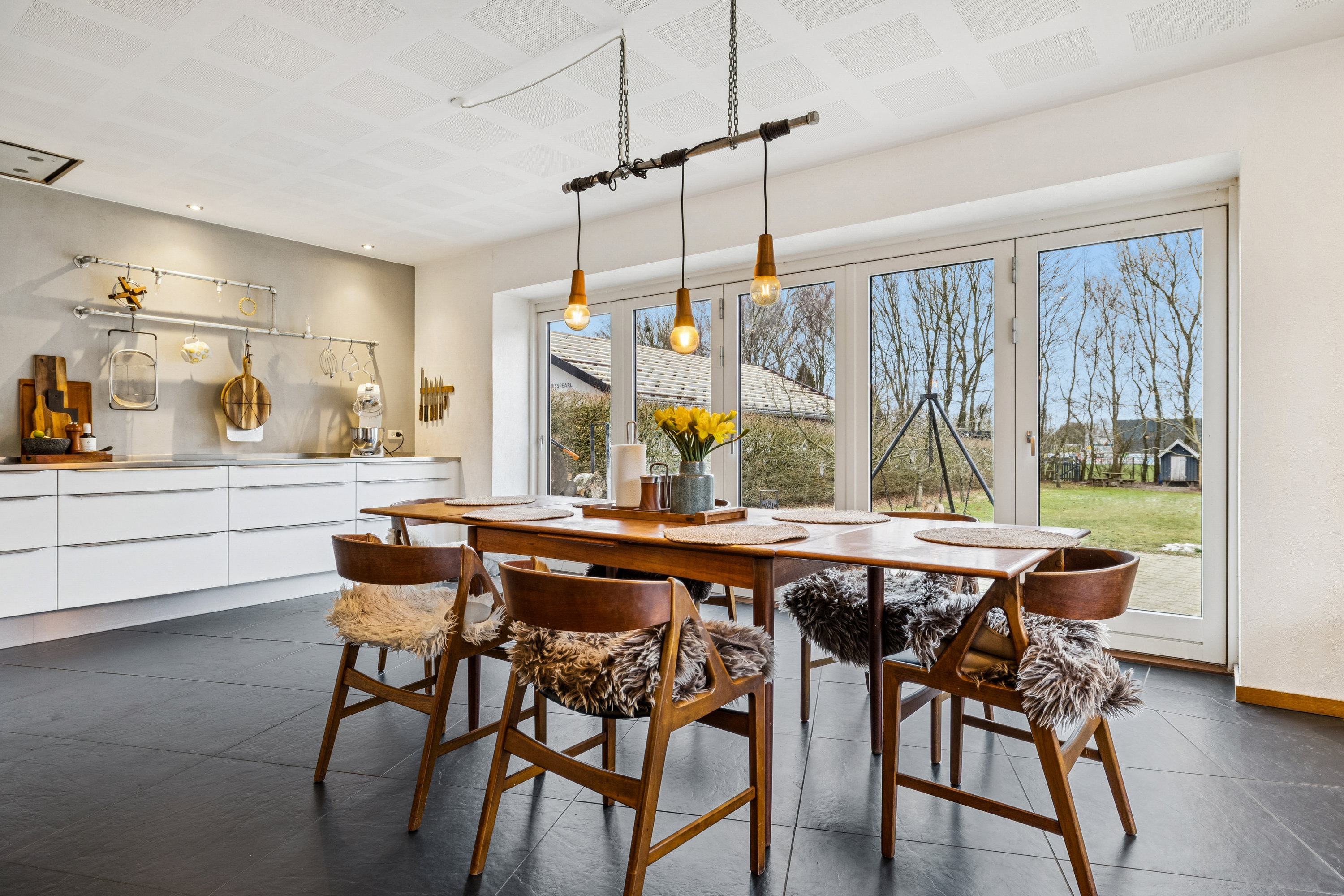 Fremhævet alrum billede i fuldskærmstilstand. Billede af Løgstørvej 72, Hørby, 9500 Hobro