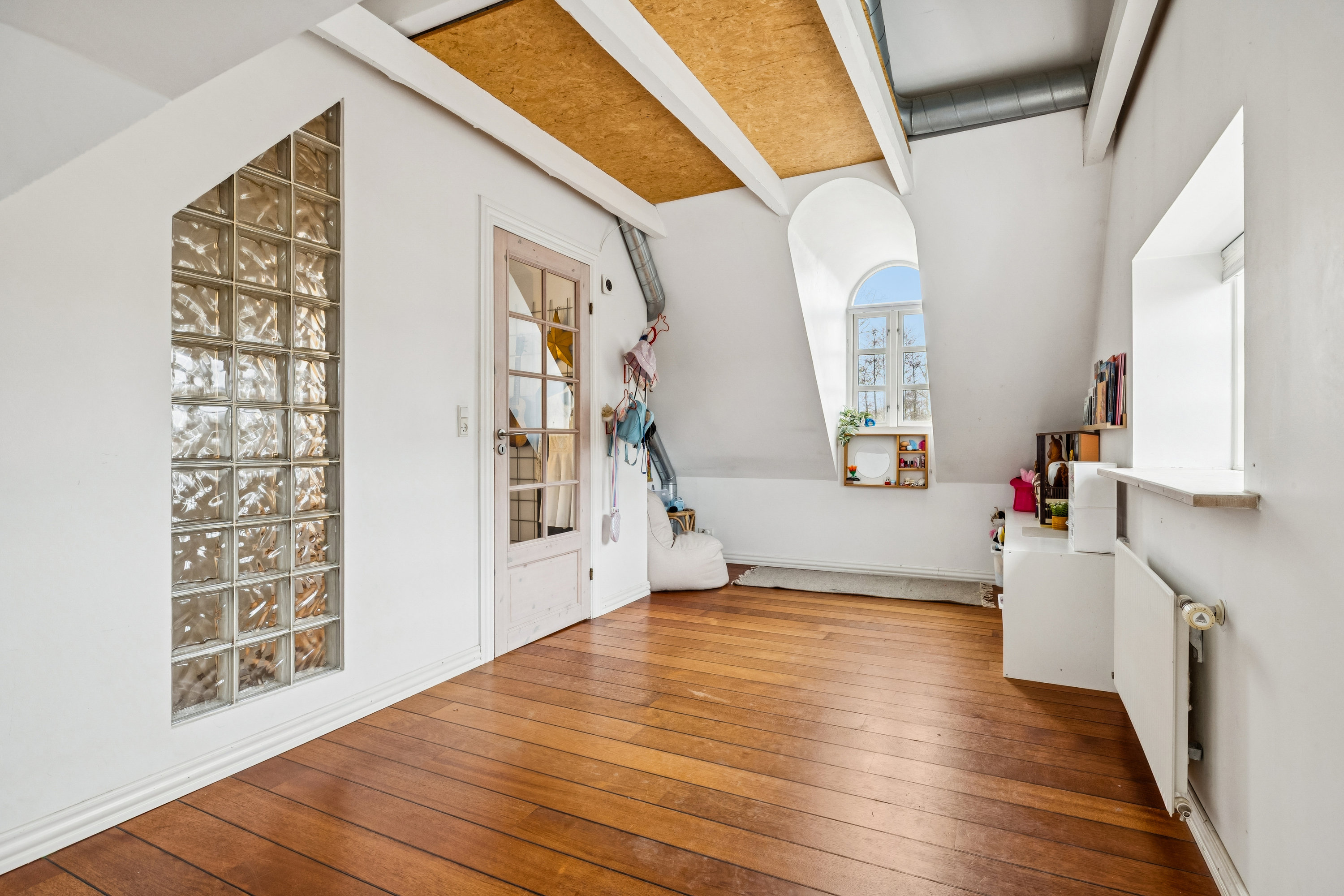 Fremhævet multirum billede i fuldskærmstilstand. Billede af Løgstørvej 72, Hørby, 9500 Hobro