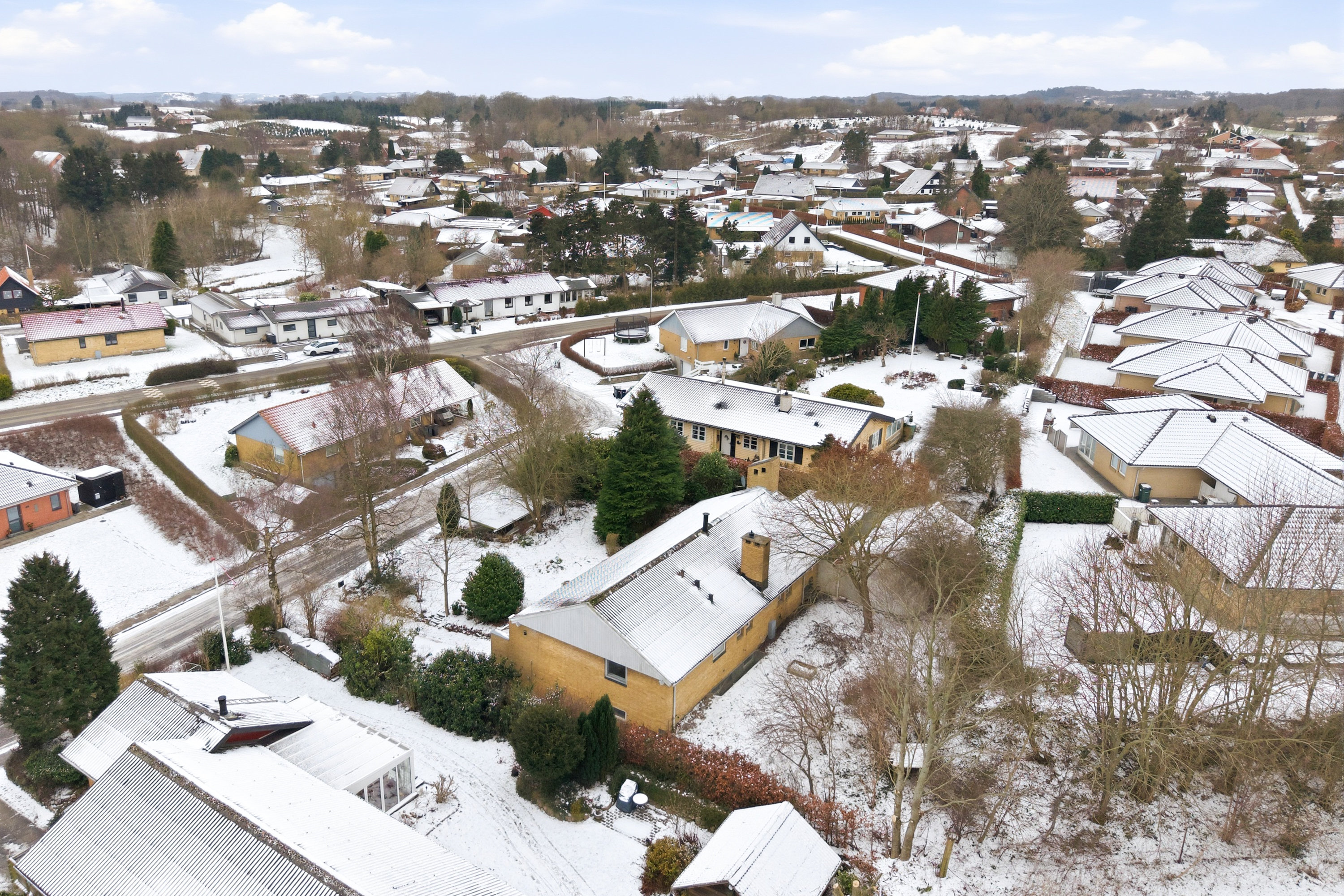 Fremhævet luftfoto billede i fuldskærmstilstand. Billede af Liljevænget 7, Skallebølle, 5492 Vissenbjerg