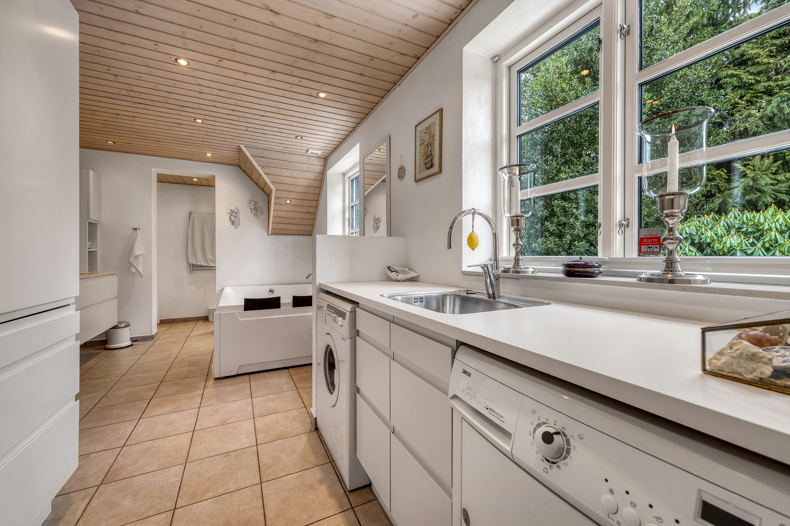 Fremhævet badeværelse billede i fuldskærmstilstand. Billede af Byåsen 55, Rødkilde, 3250 Gilleleje