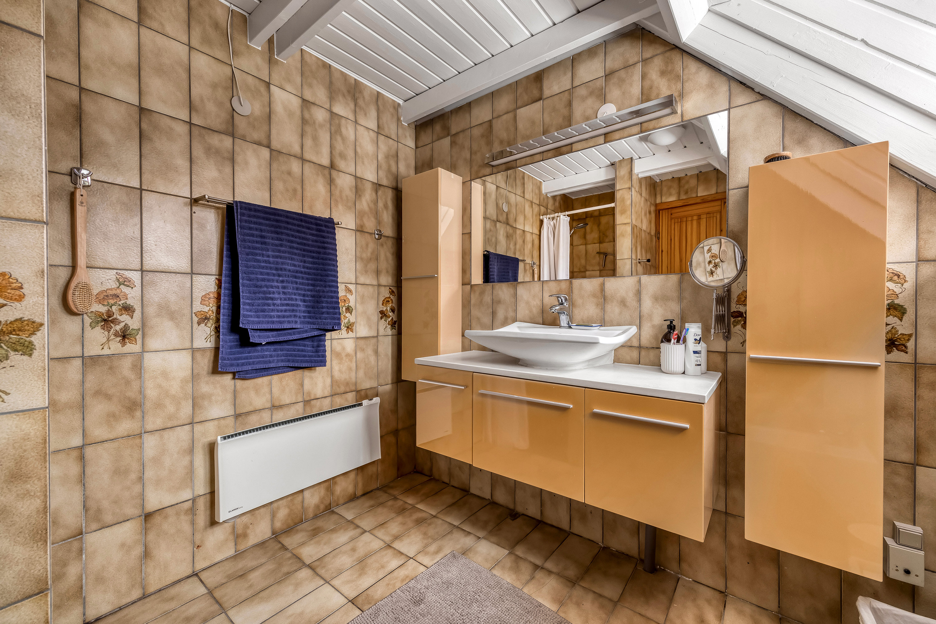 Fremhævet badeværelse billede i fuldskærmstilstand. Billede af Byåsen 55, Rødkilde, 3250 Gilleleje