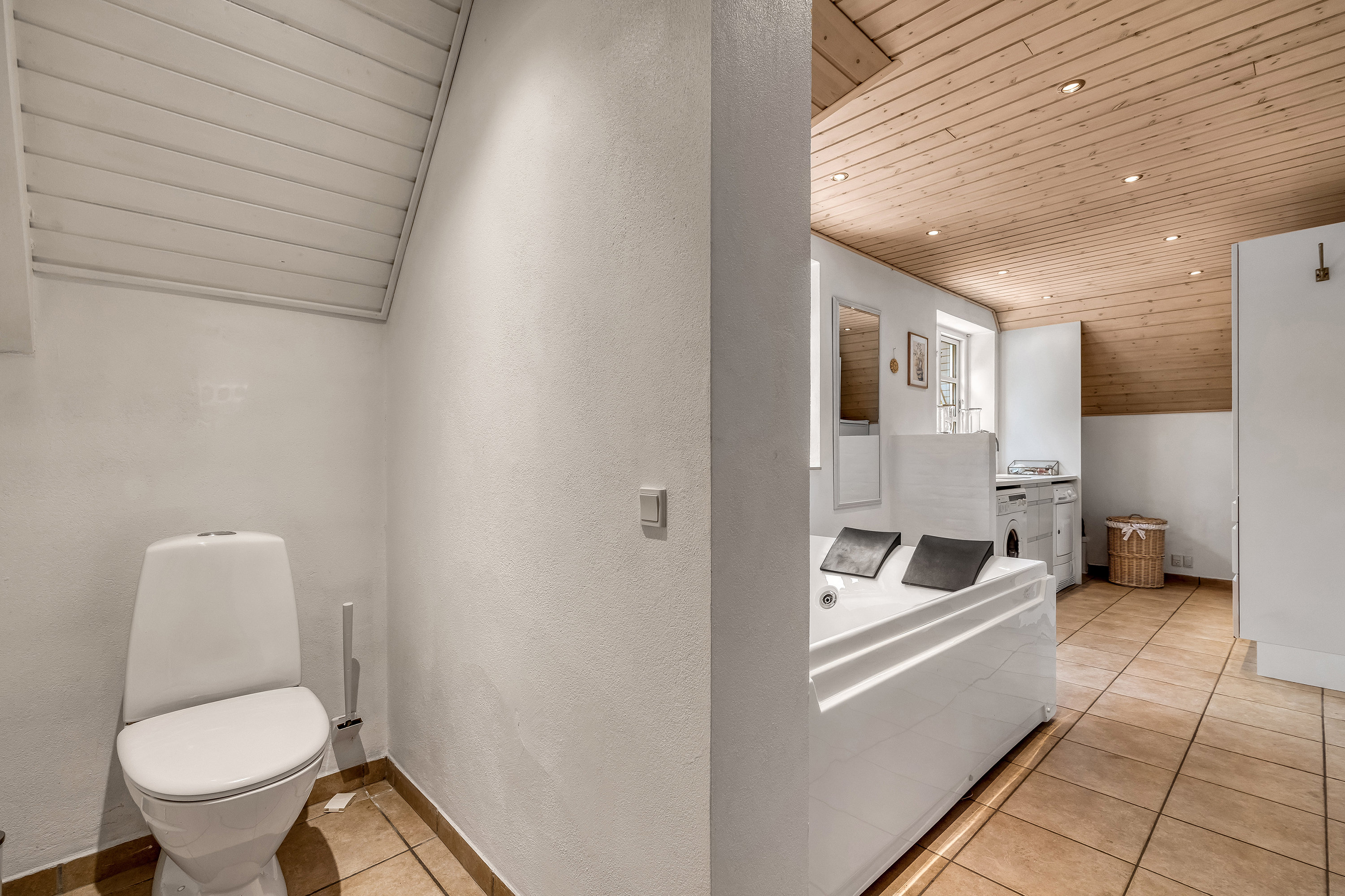 Fremhævet badeværelse billede i fuldskærmstilstand. Billede af Byåsen 55, Rødkilde, 3250 Gilleleje