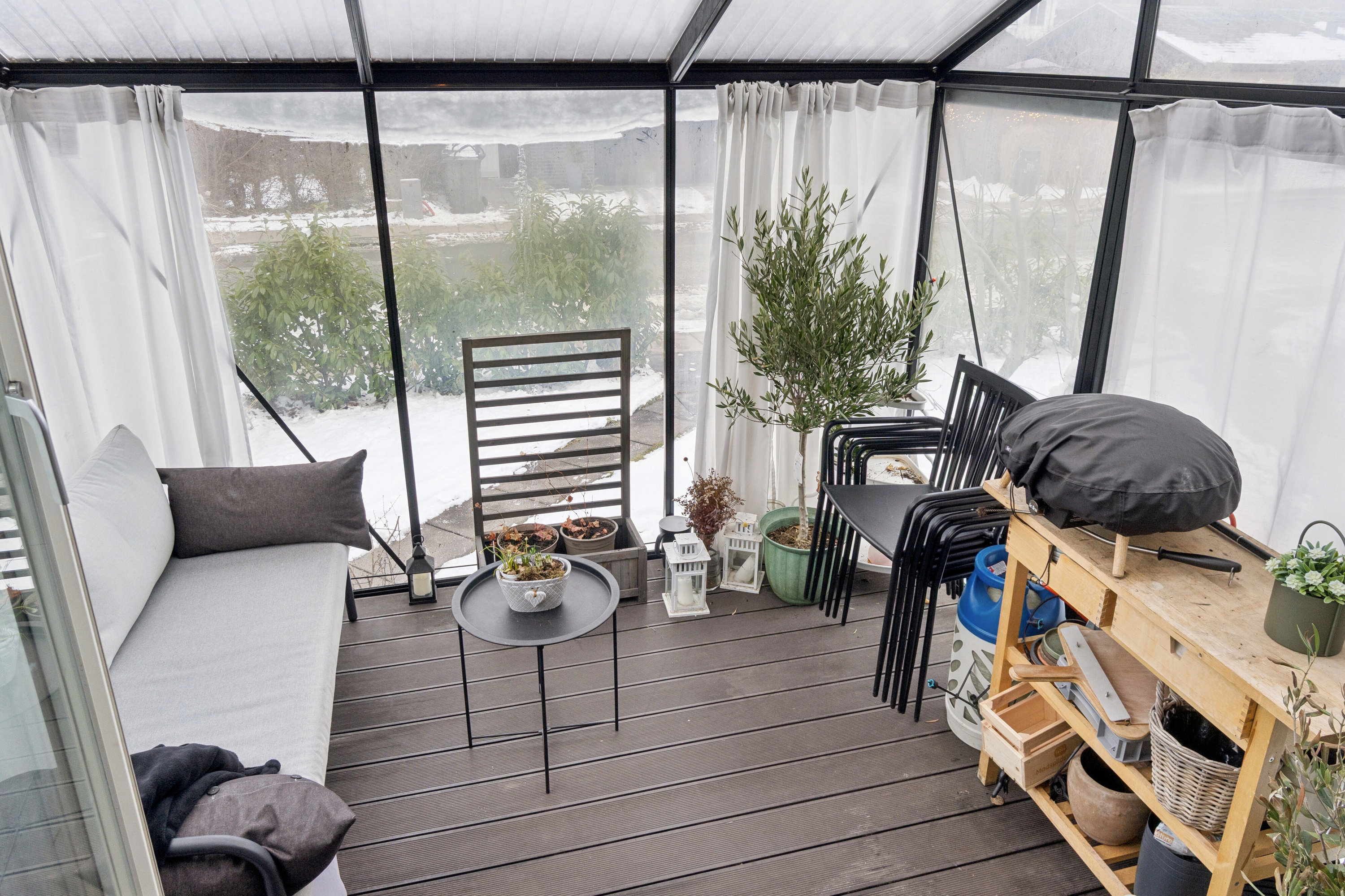 Fremhævet orangeri billede i fuldskærmstilstand. Billede af Glimvej 13, 2650 Hvidovre