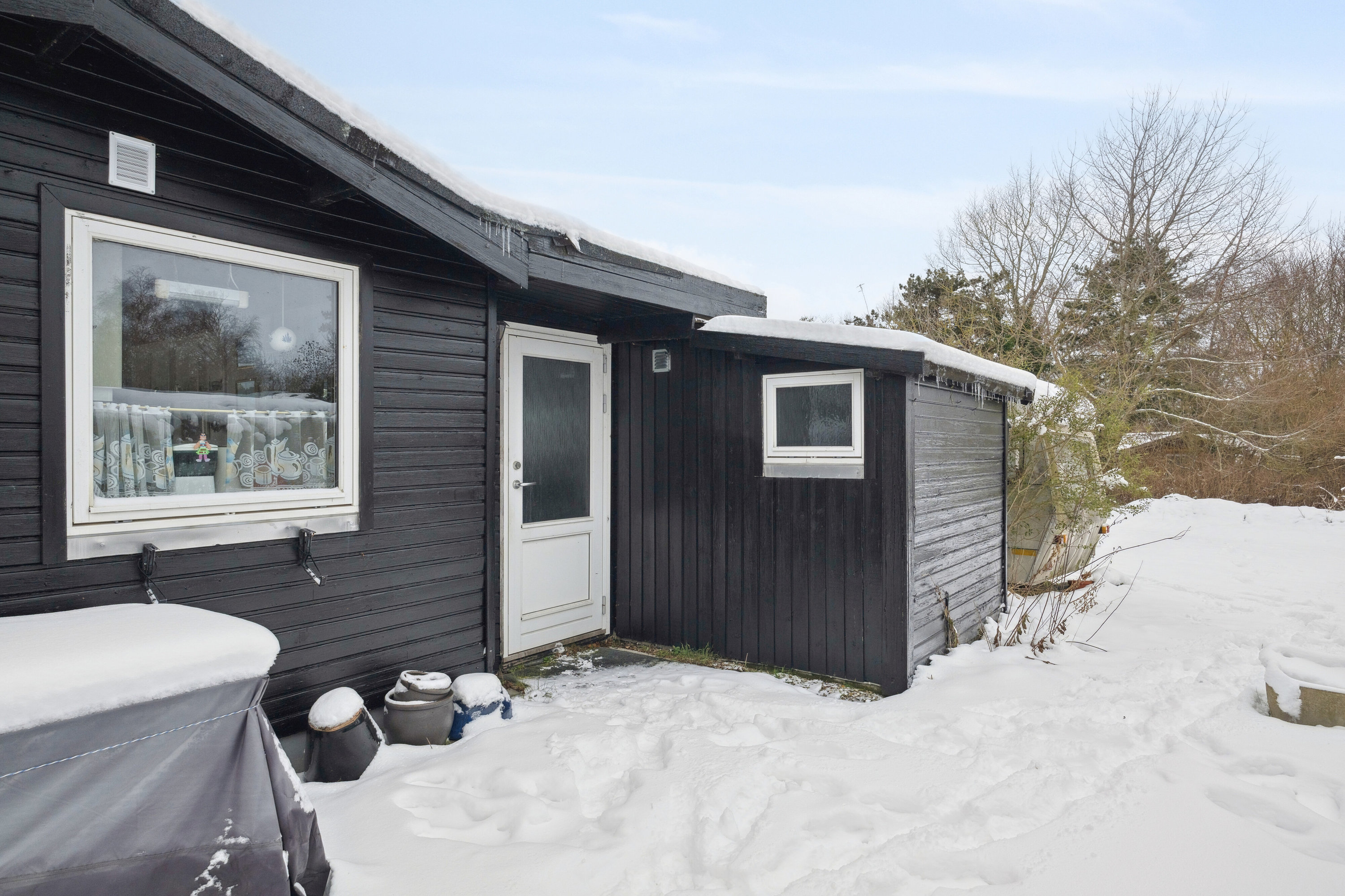 Fremhævet set fra vejen billede i fuldskærmstilstand. Billede af Andebakken 1, 4760 Vordingborg