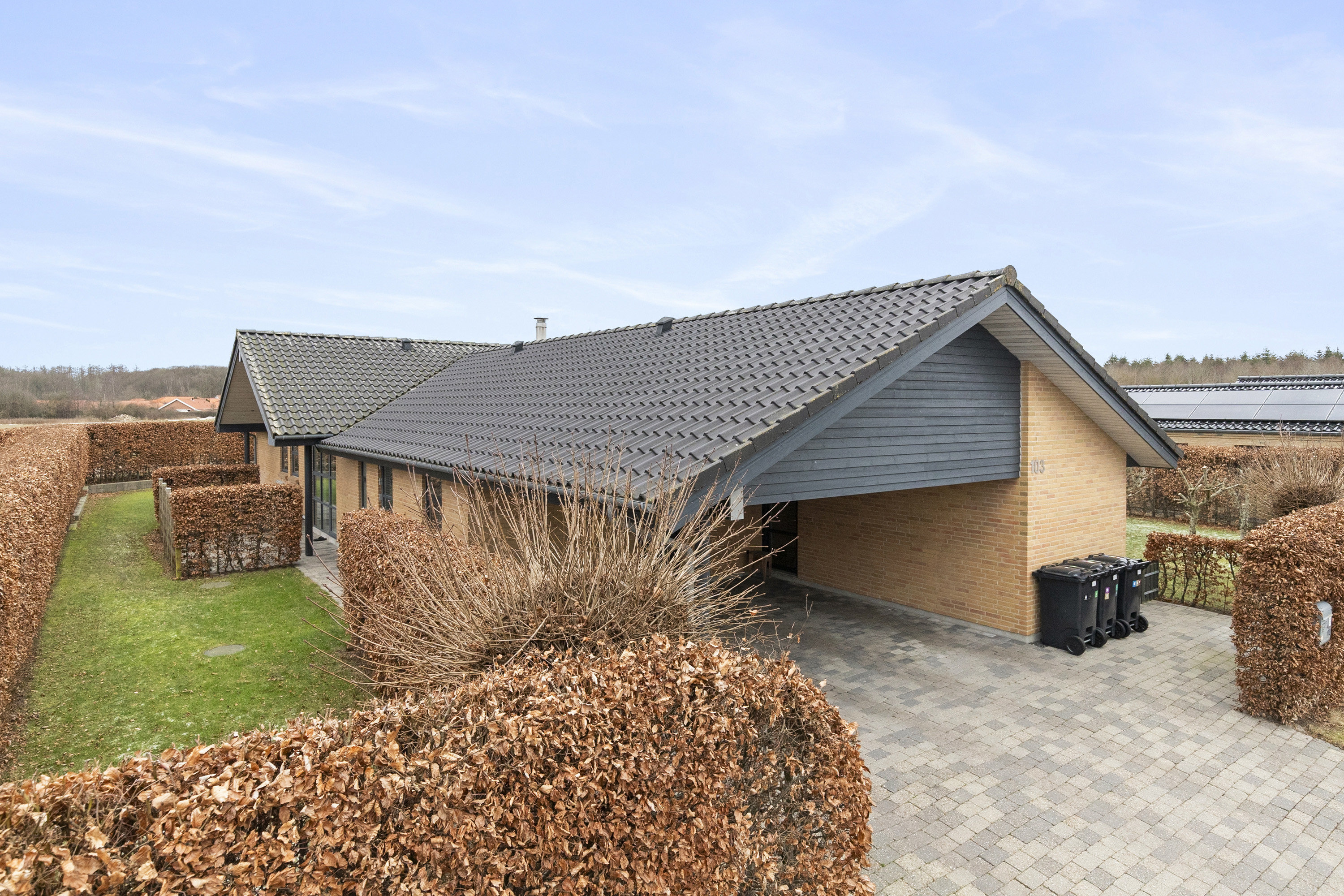 Fremhævet ejendommen billede i fuldskærmstilstand. Billede af Elgårdsmindelunden 103, 8362 Hørning