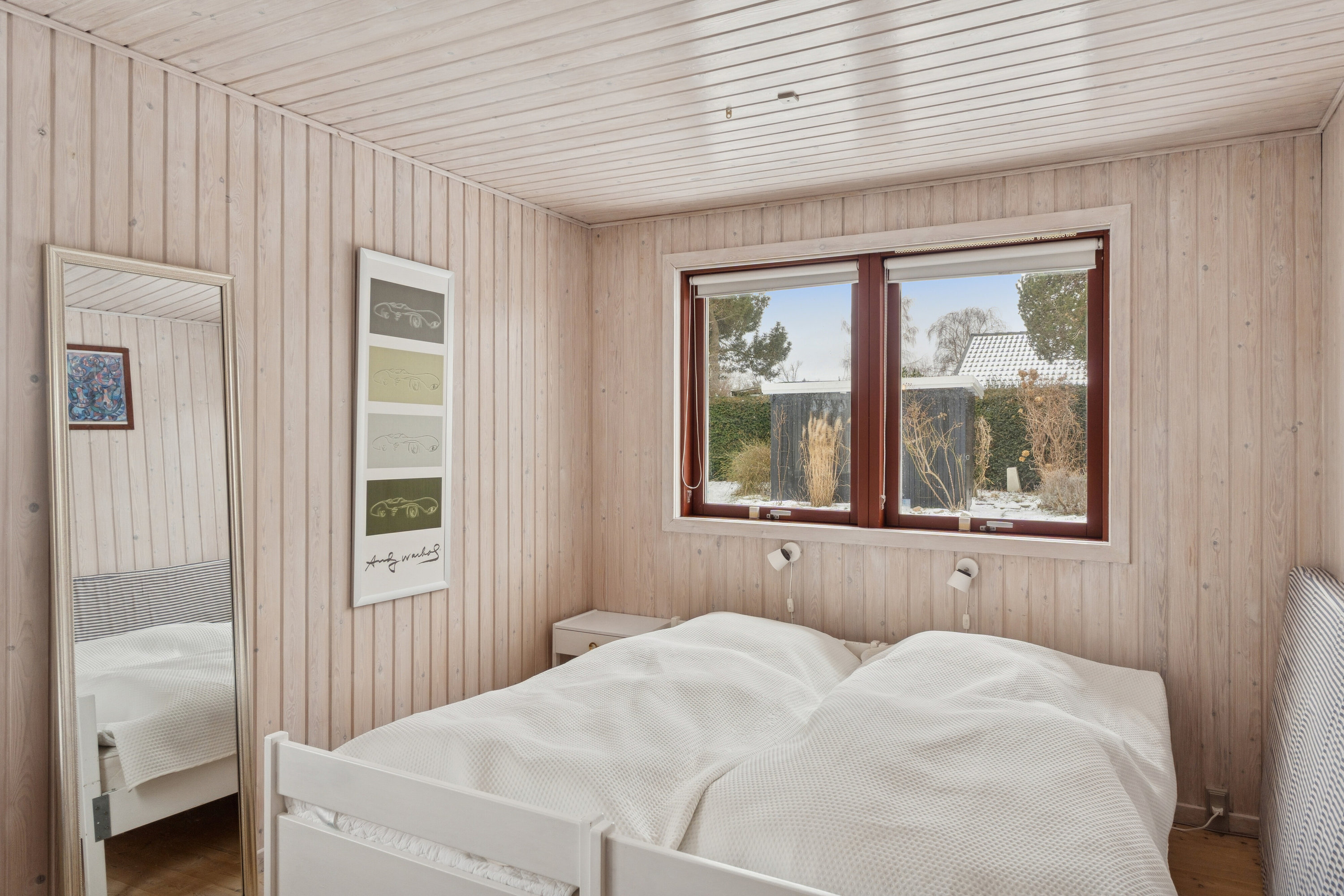 Fremhævet soveværelse billede i fuldskærmstilstand. Billede af Fasanvej 67, Villingerød, 3120 Dronningmølle