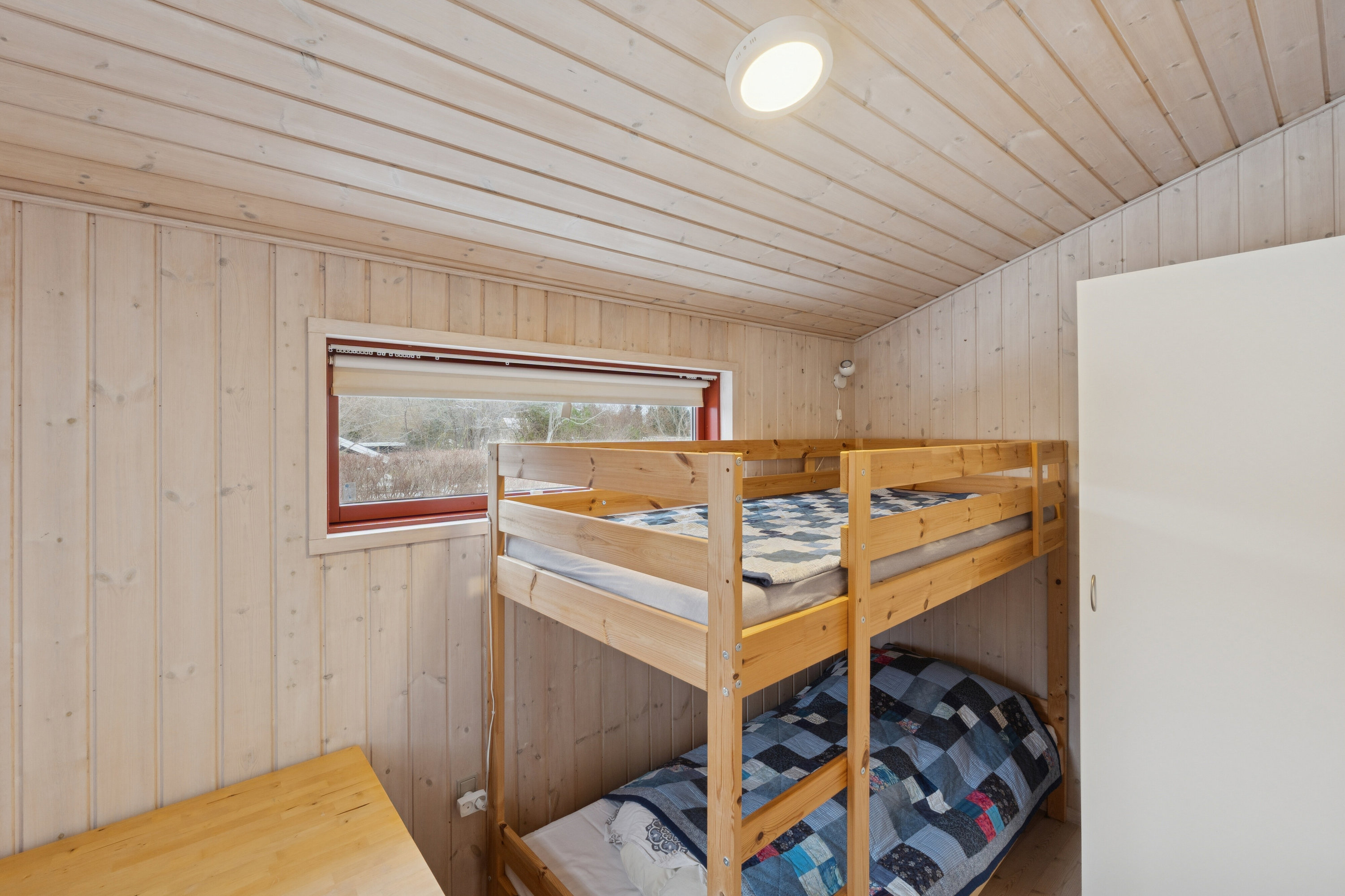 Fremhævet soveværelse billede i fuldskærmstilstand. Billede af Fasanvej 67, Villingerød, 3120 Dronningmølle