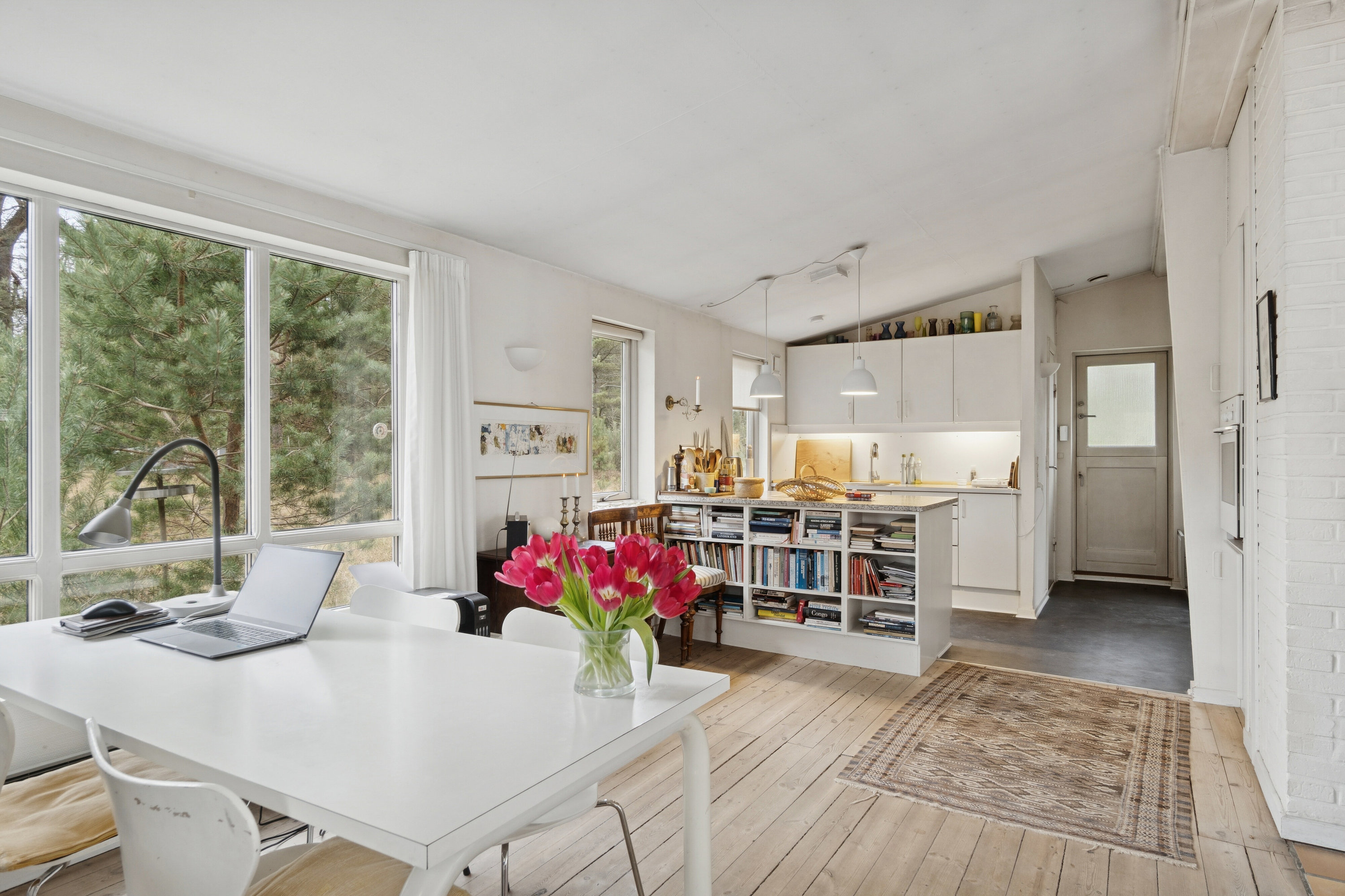 Fremhævet køkken billede i fuldskærmstilstand. Billede af Syrenvej 20, Ellinge Lyng, 4560 Vig