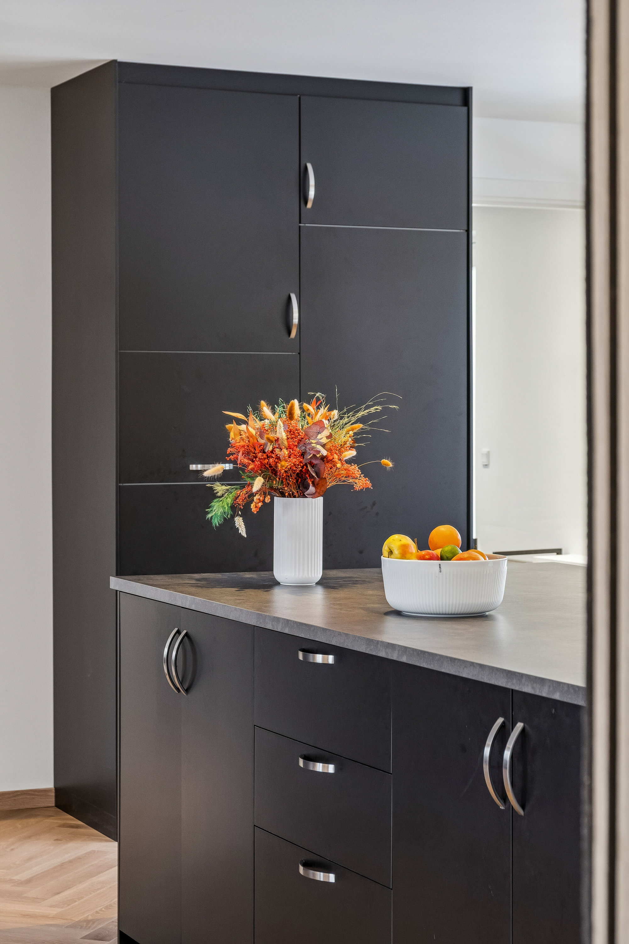 Fremhævet køkken alrum billede i fuldskærmstilstand. Billede af Fodbygårdsvej 102, 4700 Næstved