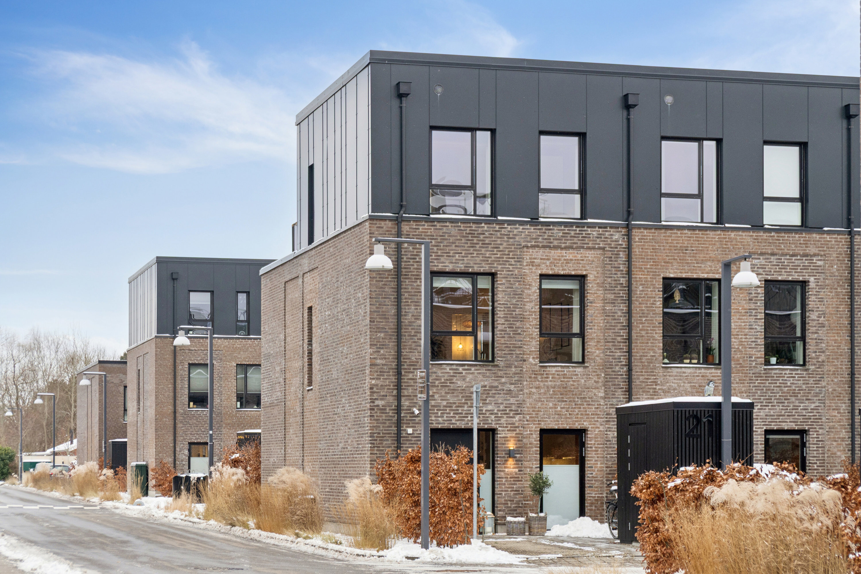 Fremhævet set fra vejen billede i fuldskærmstilstand. Billede af Plantagevej 21, 2610 Rødovre