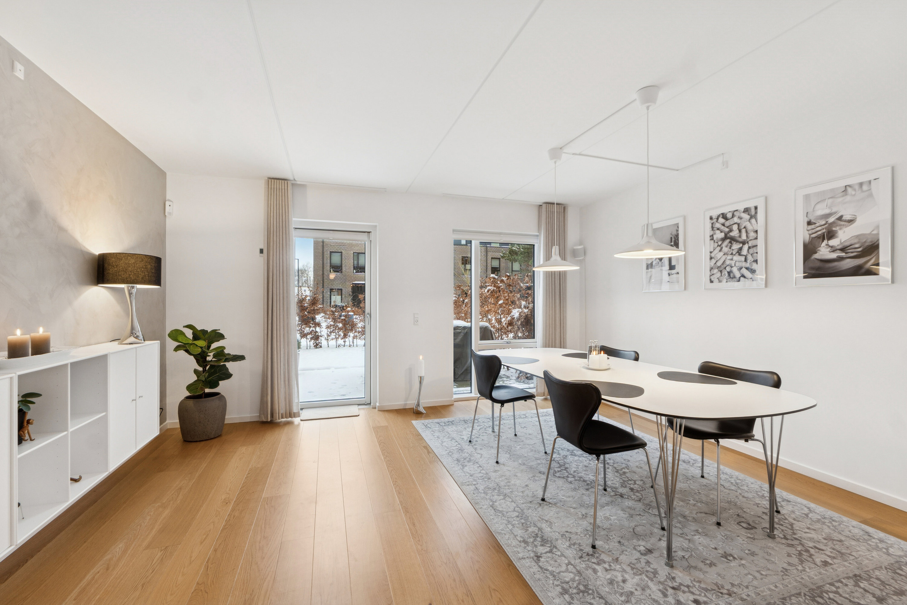 Fremhævet spisestue billede i fuldskærmstilstand. Billede af Plantagevej 21, 2610 Rødovre