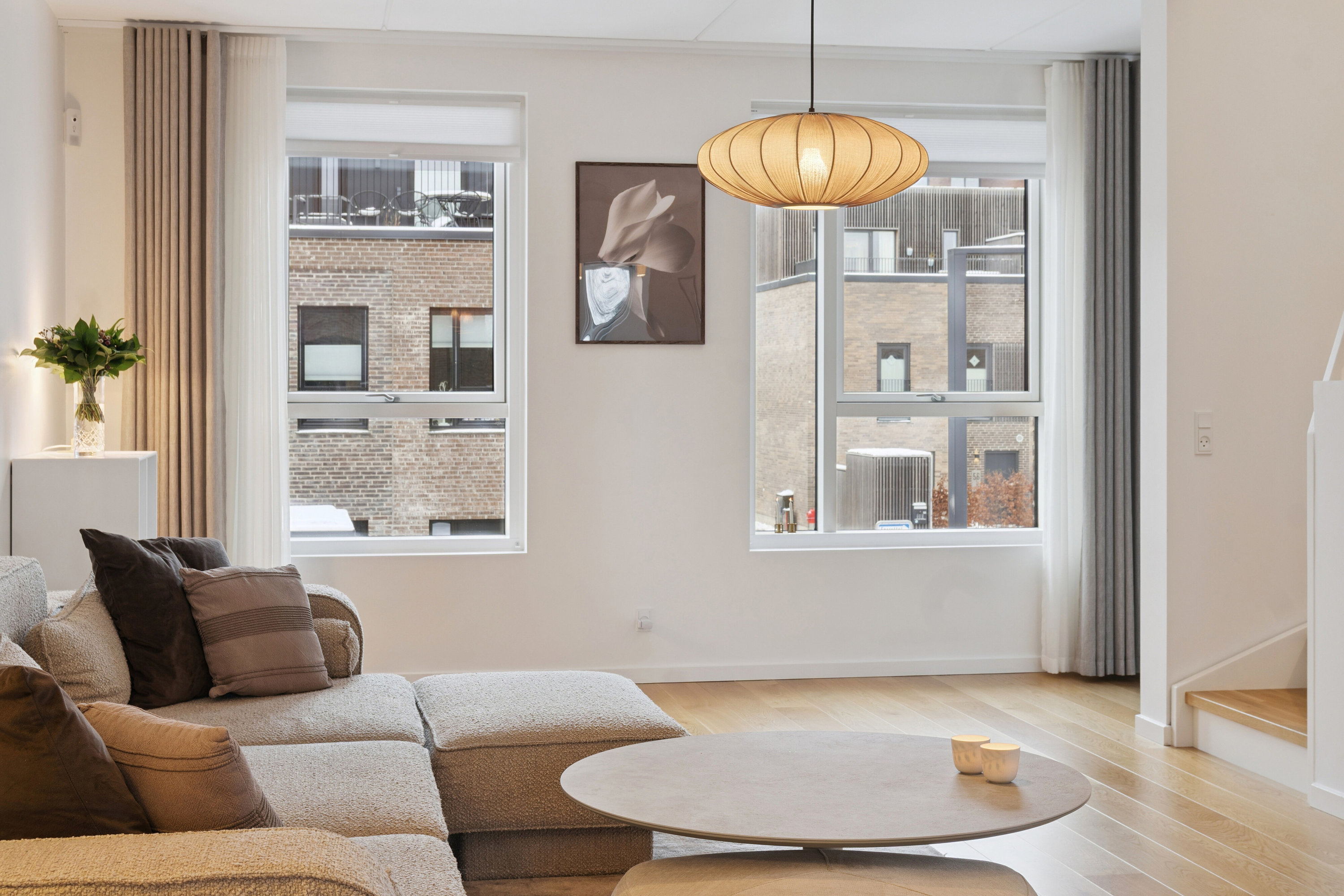 Fremhævet stue billede i fuldskærmstilstand. Billede af Plantagevej 21, 2610 Rødovre