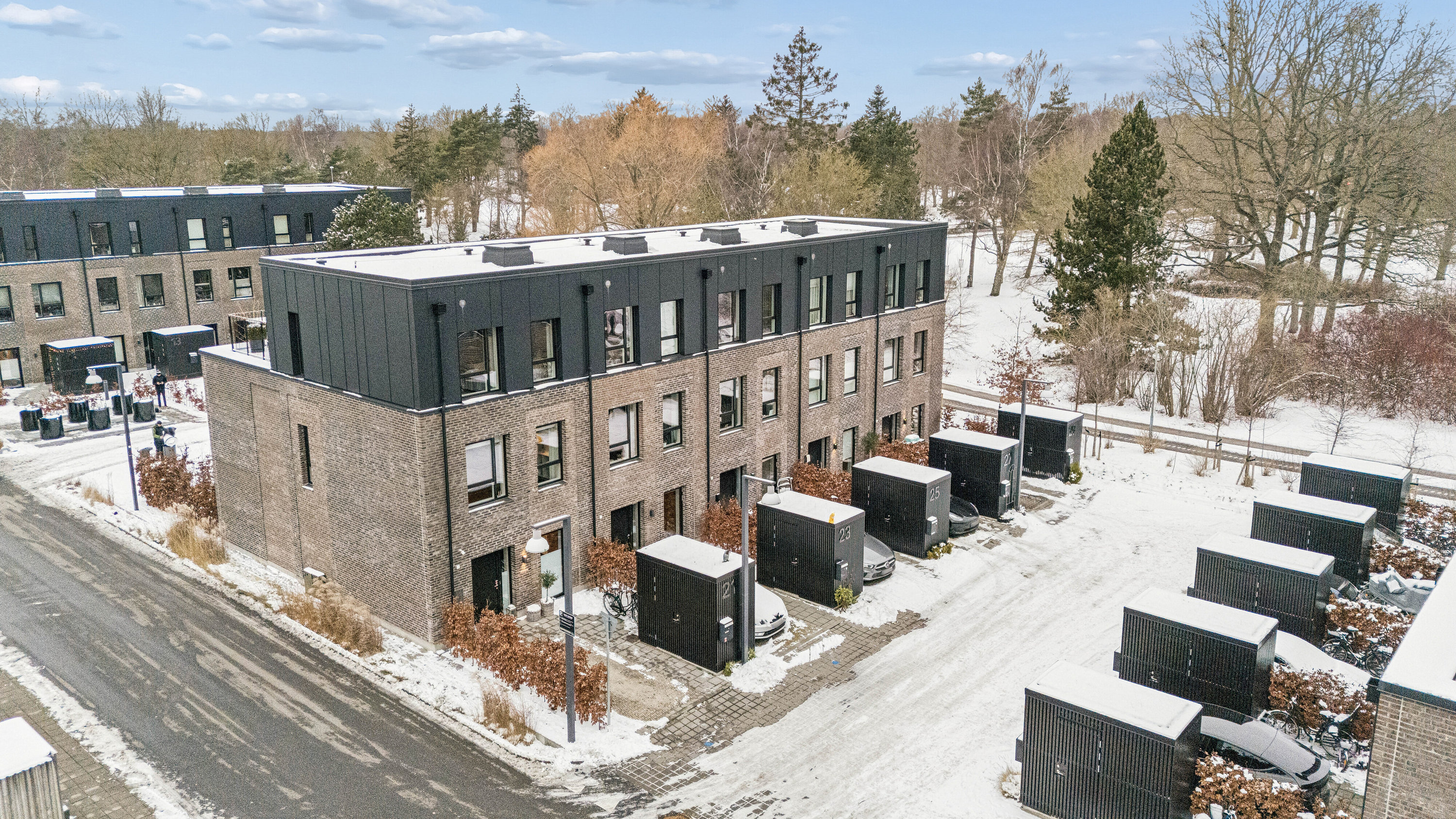 Fremhævet luftfoto billede i fuldskærmstilstand. Billede af Plantagevej 21, 2610 Rødovre