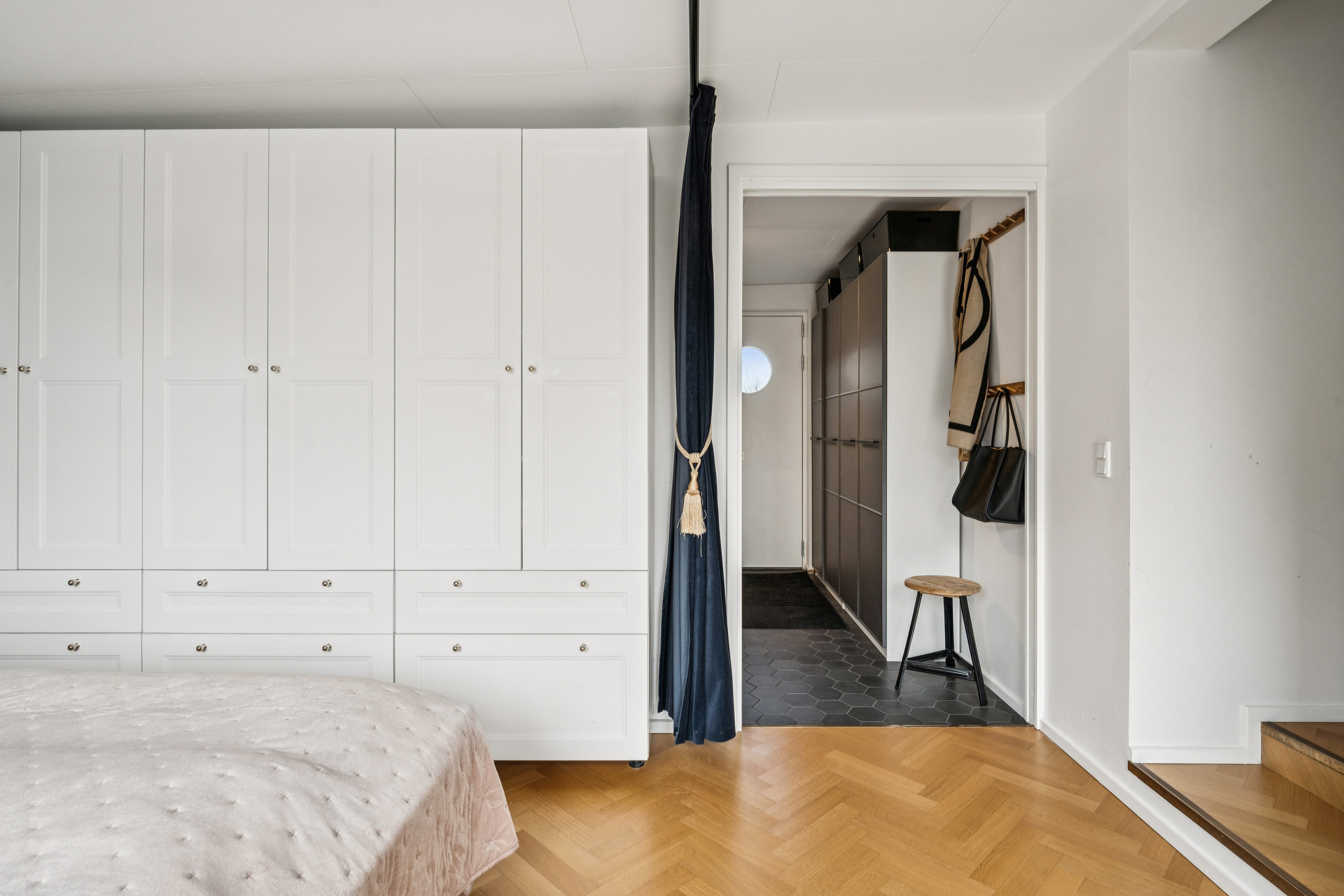 Fremhævet værelse billede i fuldskærmstilstand. Billede af Solsikkevej 12, 8240 Risskov