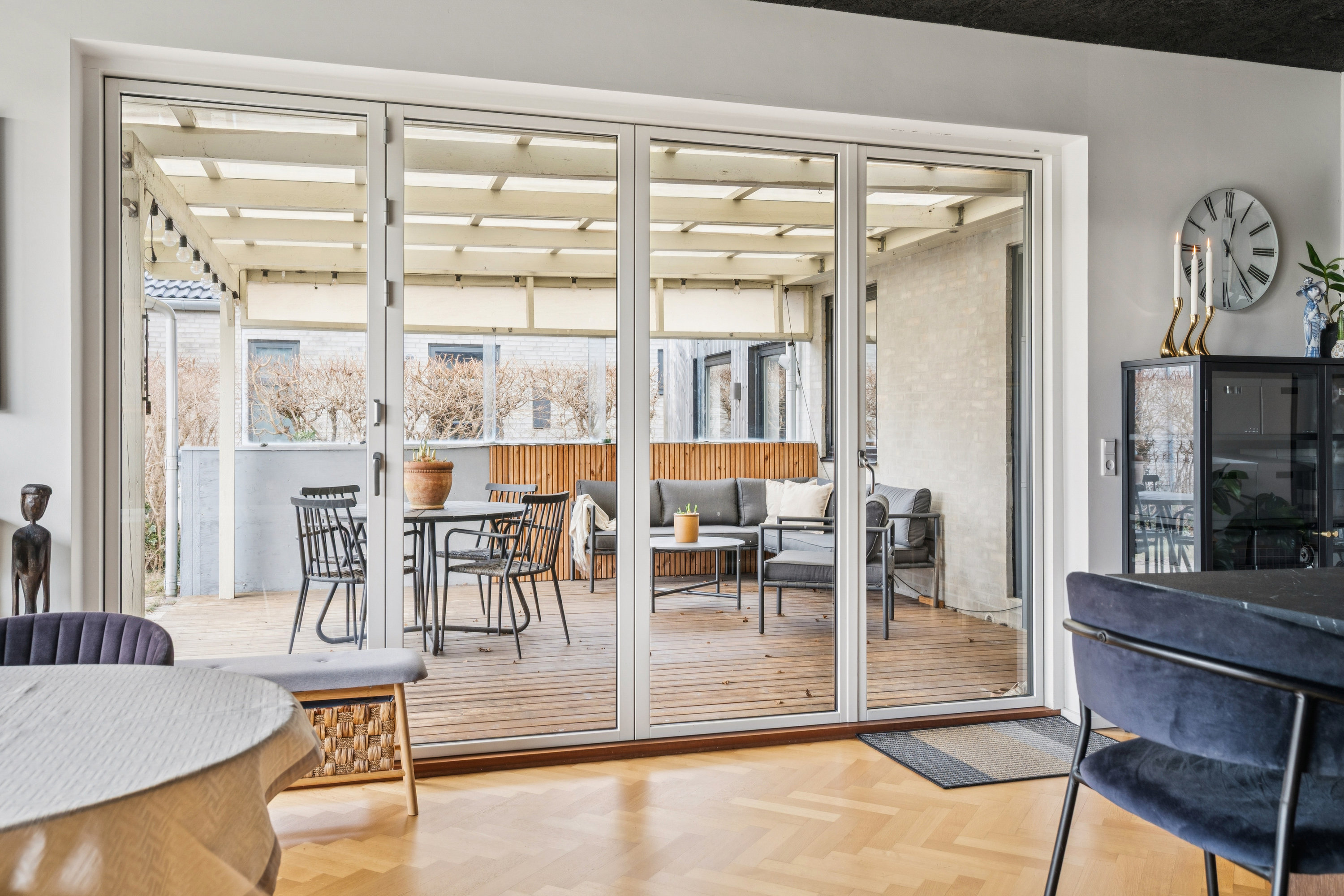 Fremhævet stue billede i fuldskærmstilstand. Billede af Solsikkevej 12, 8240 Risskov