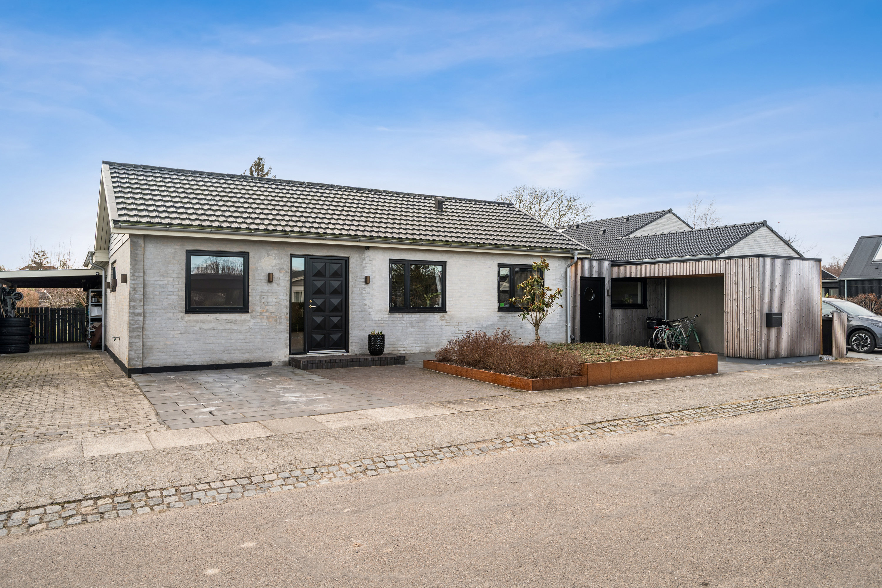 Fremhævet andet billede i fuldskærmstilstand. Billede af Solsikkevej 12, 8240 Risskov