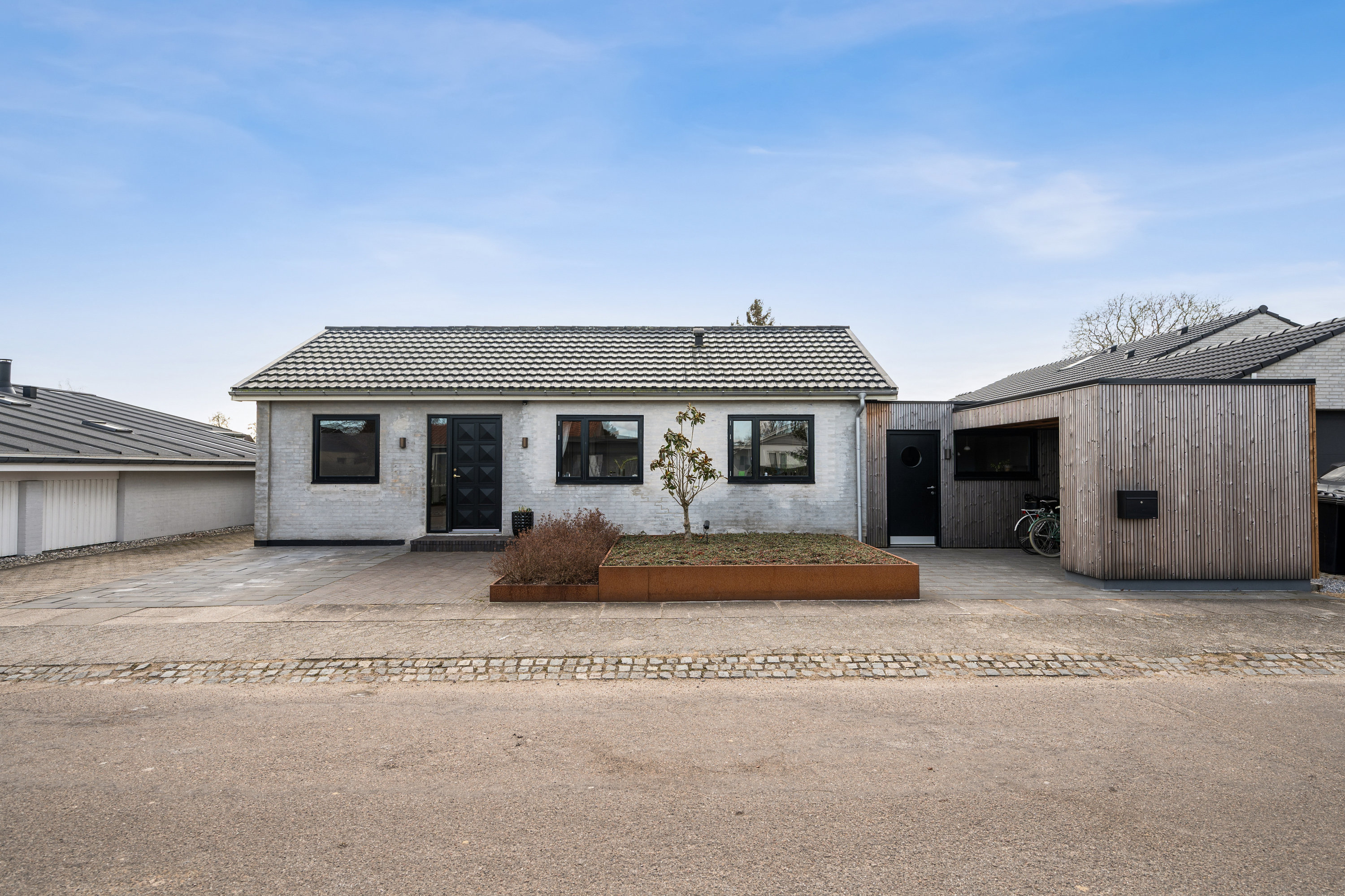 Fremhævet andet billede i fuldskærmstilstand. Billede af Solsikkevej 12, 8240 Risskov