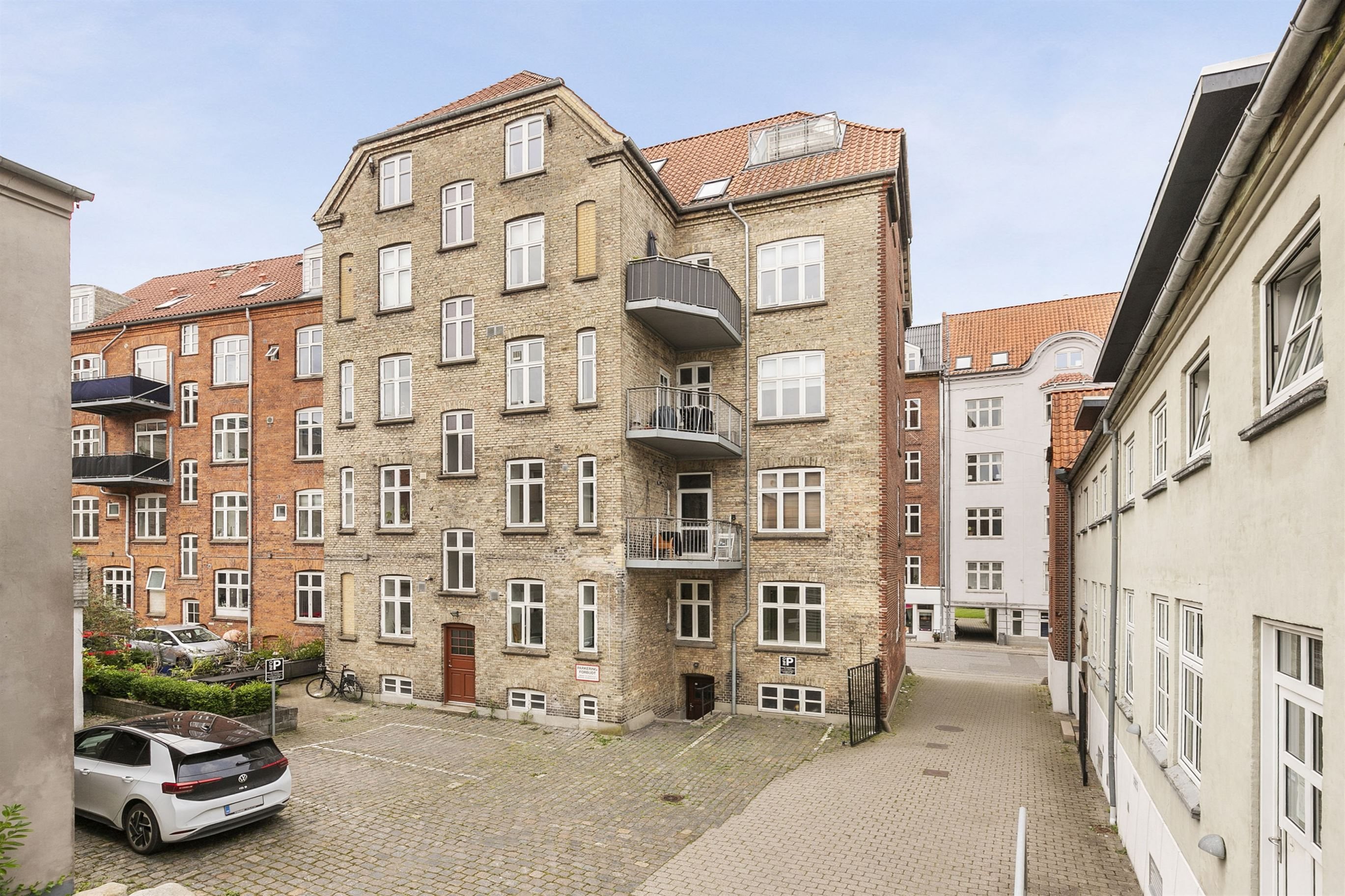 Fremhævet ejendommen billede i fuldskærmstilstand. Billede af Holbergsgade 15, st.. tv., 9000 Aalborg