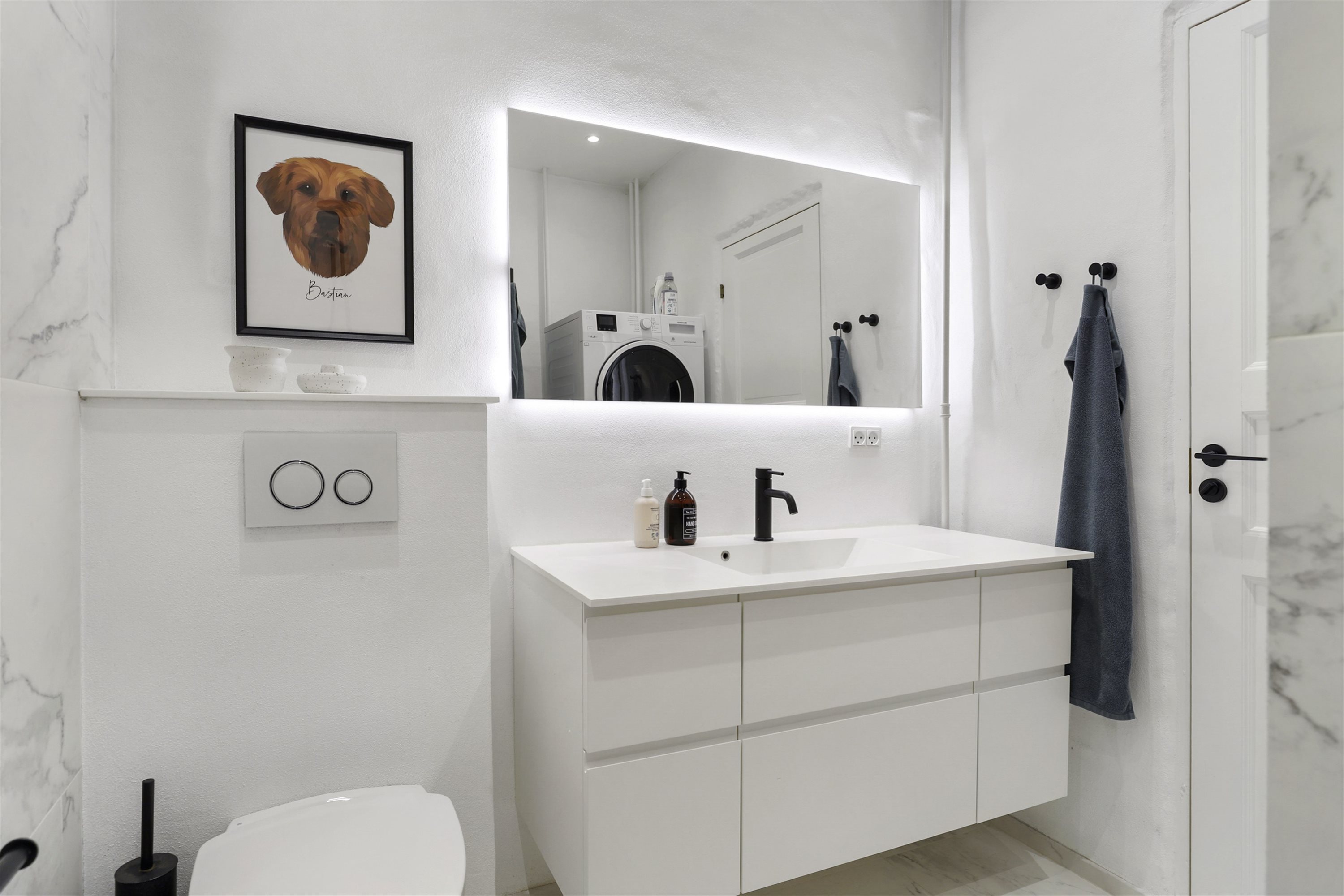 Fremhævet badeværelse billede i fuldskærmstilstand. Billede af Holbergsgade 15, st.. tv., 9000 Aalborg