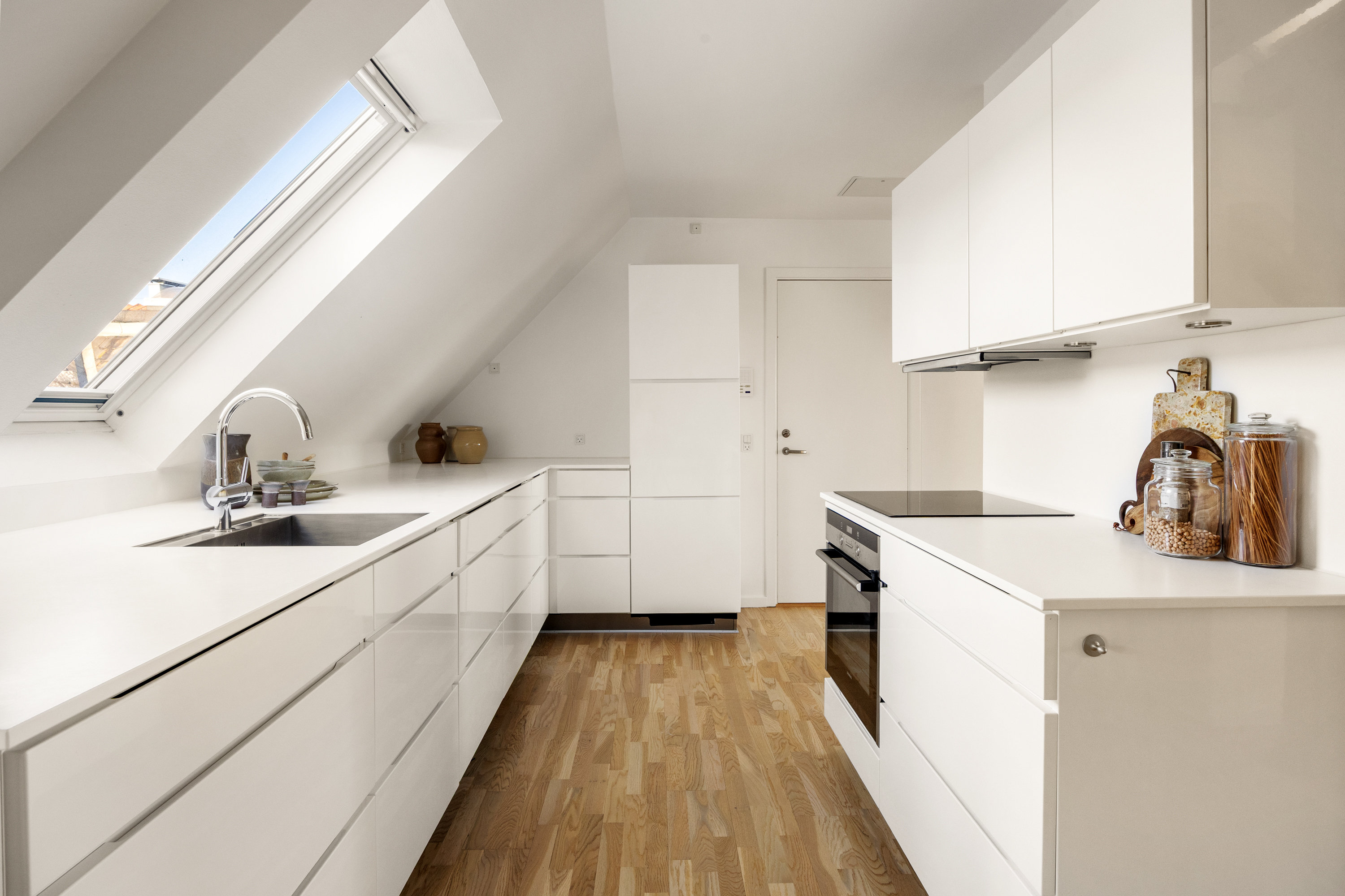 Fremhævet køkken billede i fuldskærmstilstand. Billede af Linnésgade 22D, 5. tv., 1361 København K