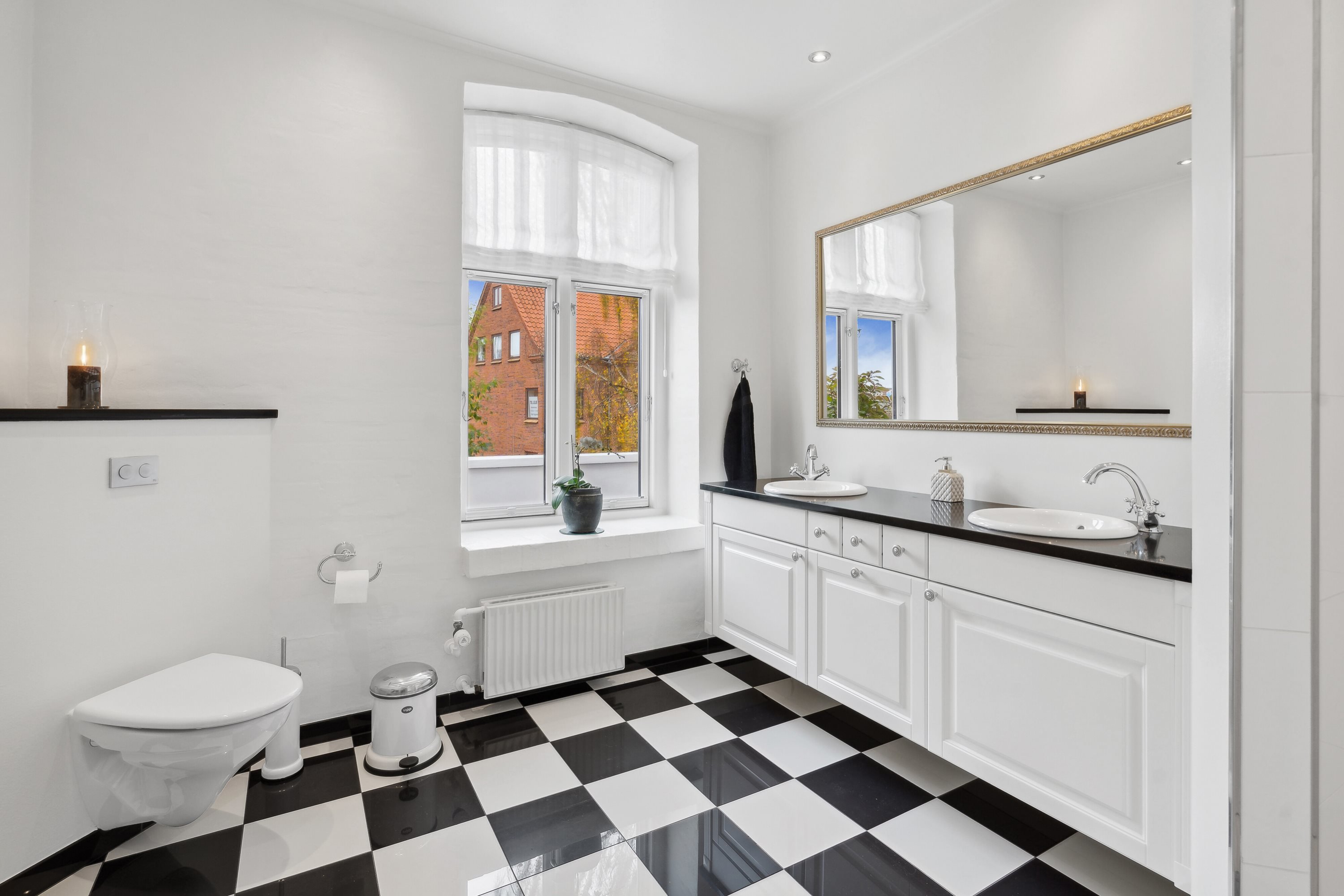 Fremhævet  billede i fuldskærmstilstand. Billede af Jørgensgård 29, 6200 Aabenraa