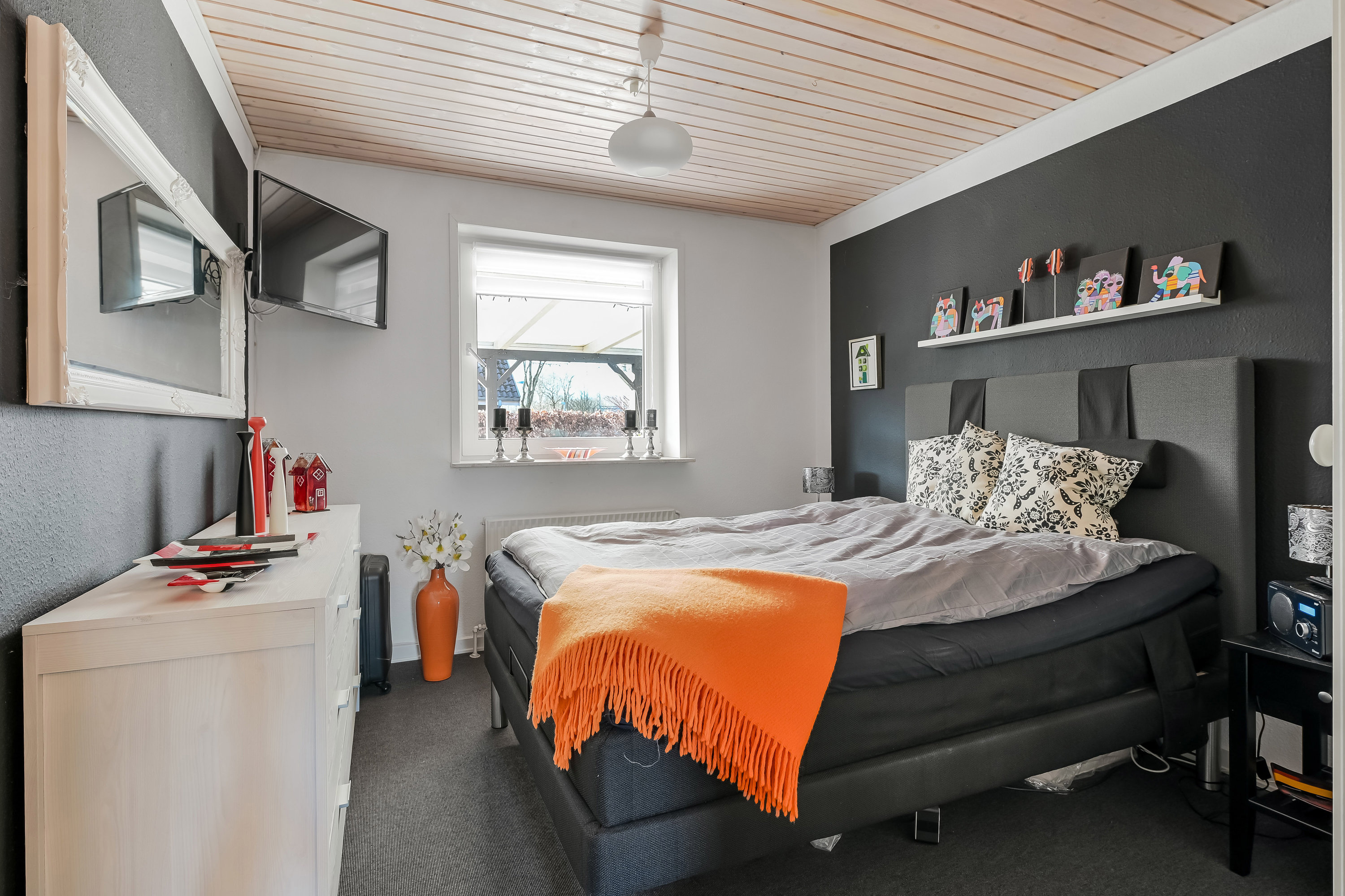 Fremhævet værelse billede i fuldskærmstilstand. Billede af Lysningen 26, 7190 Billund