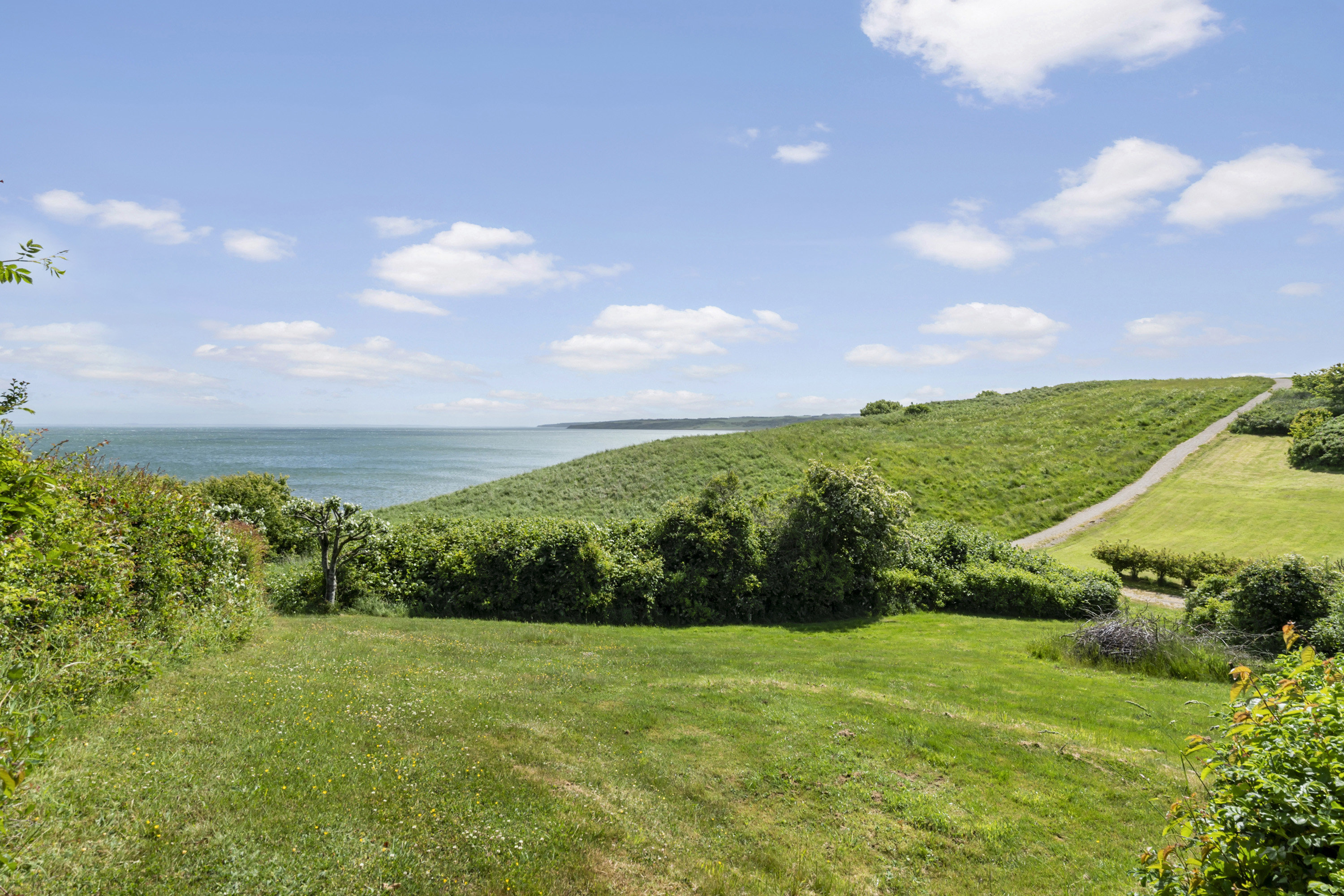 Fremhævet  billede i fuldskærmstilstand. Billede af Violvej 98, Tørring, 7620 Lemvig