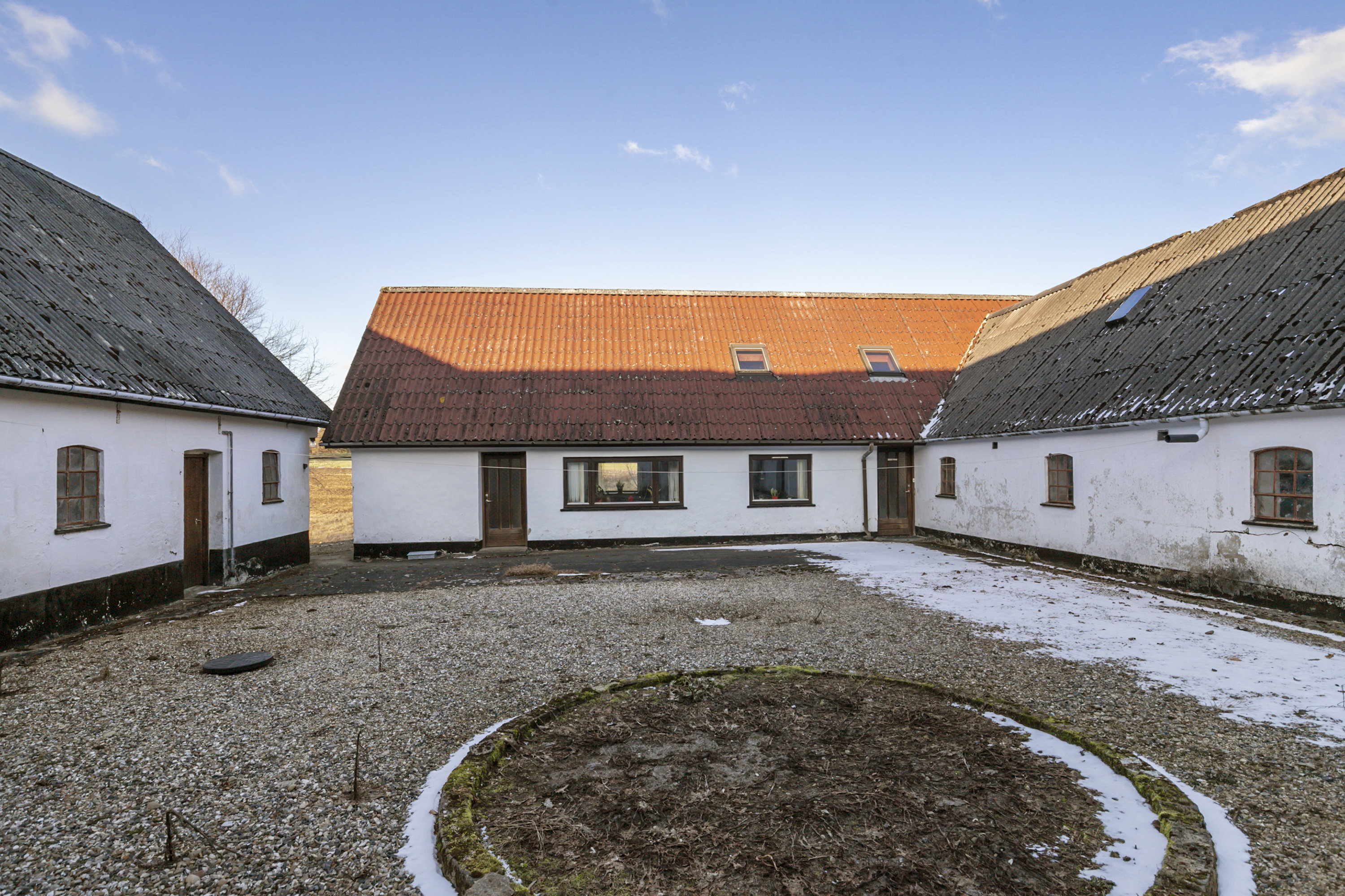 Fremhævet facade billede i fuldskærmstilstand. Billede af Trekronervej 140, Støttrup, 9620 Aalestrup