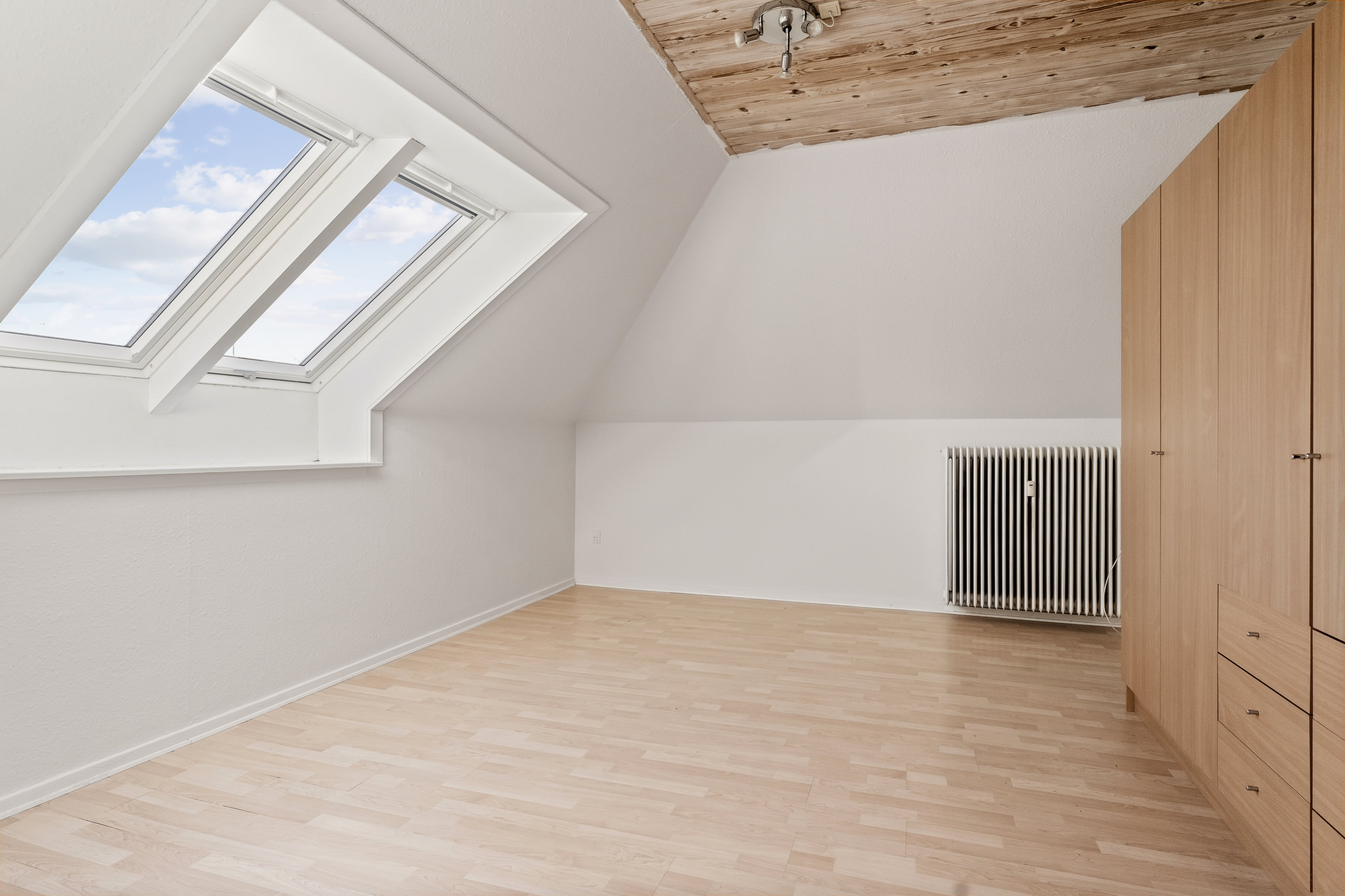 Fremhævet værelse billede i fuldskærmstilstand. Billede af Bækkelundsvej 10, 1. tv., 8930 Randers NØ