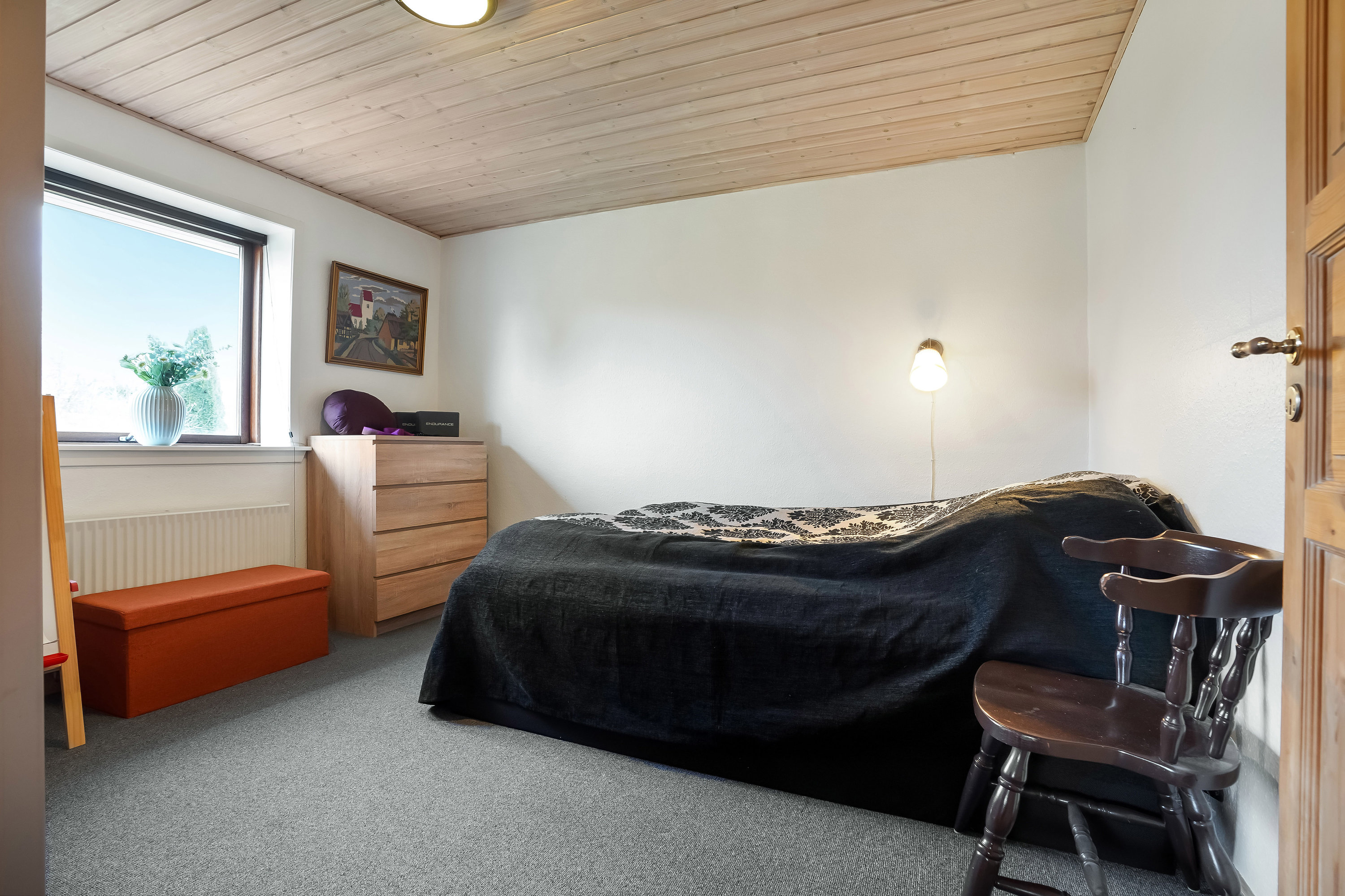 Fremhævet værelse billede i fuldskærmstilstand. Billede af A G Jensens Vej 4, 7250 Hejnsvig