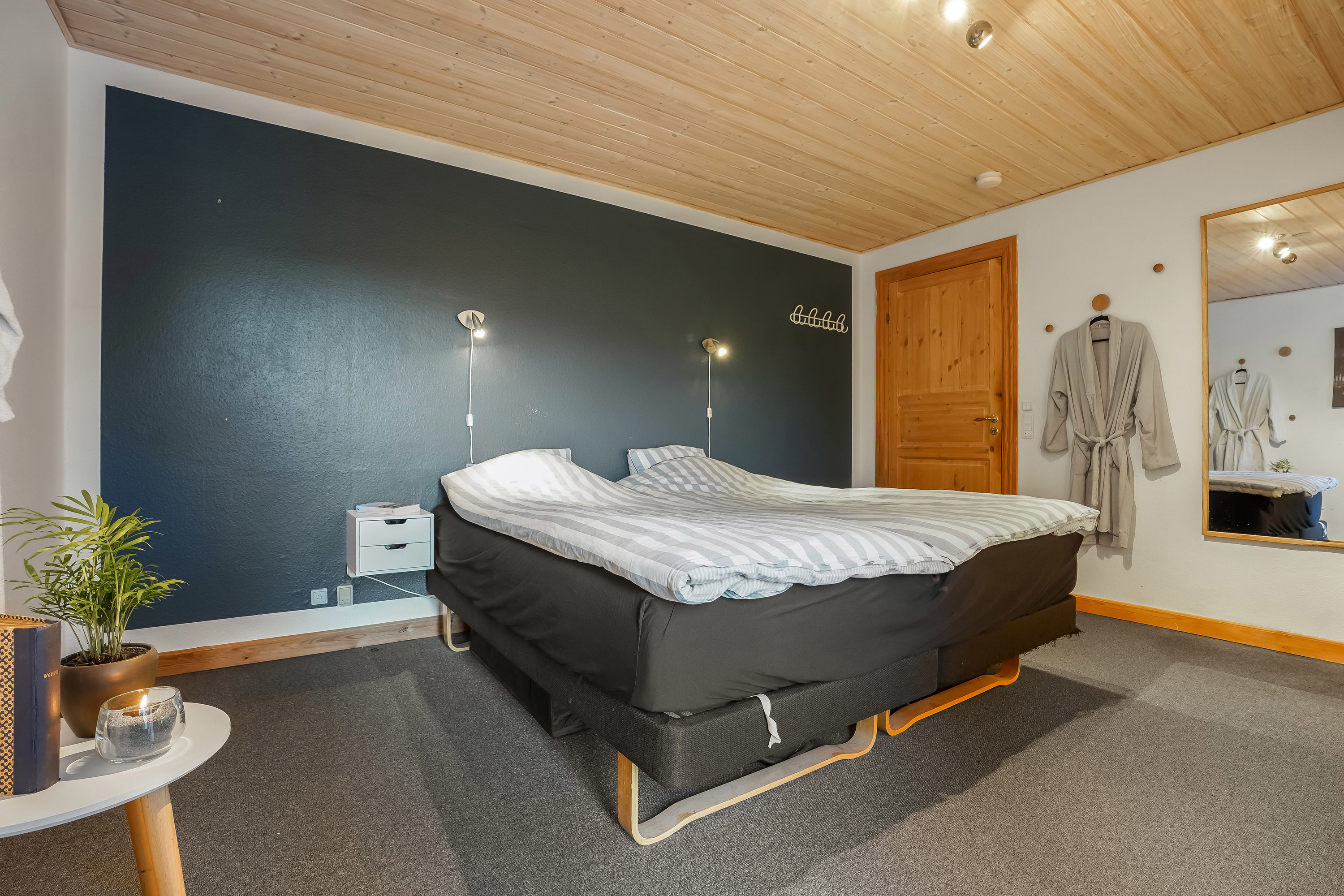 Fremhævet værelse billede i fuldskærmstilstand. Billede af A G Jensens Vej 4, 7250 Hejnsvig