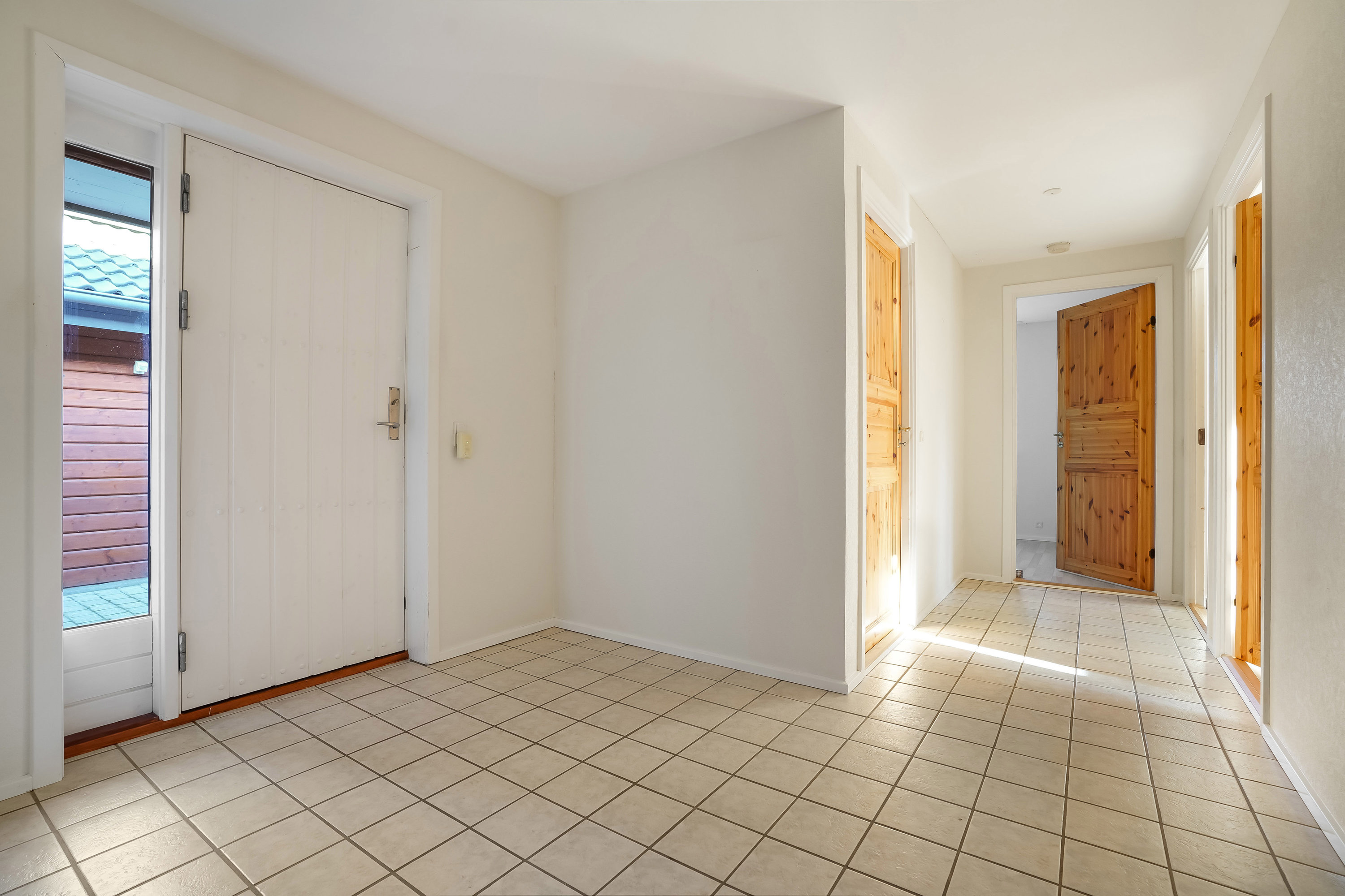 Fremhævet entré billede i fuldskærmstilstand. Billede af Østerled 15, 7171 Uldum