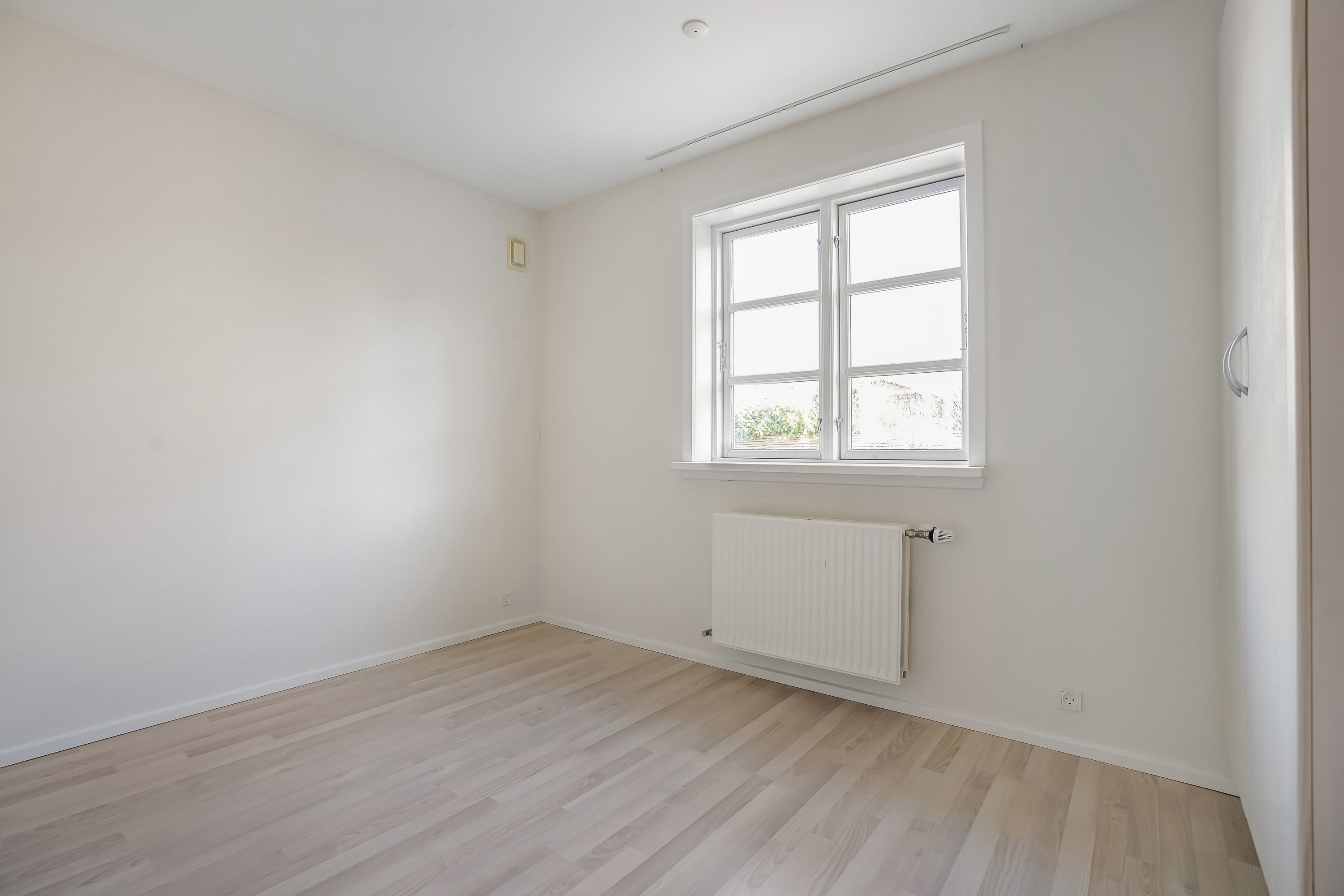 Fremhævet værelse billede i fuldskærmstilstand. Billede af Østerled 15, 7171 Uldum