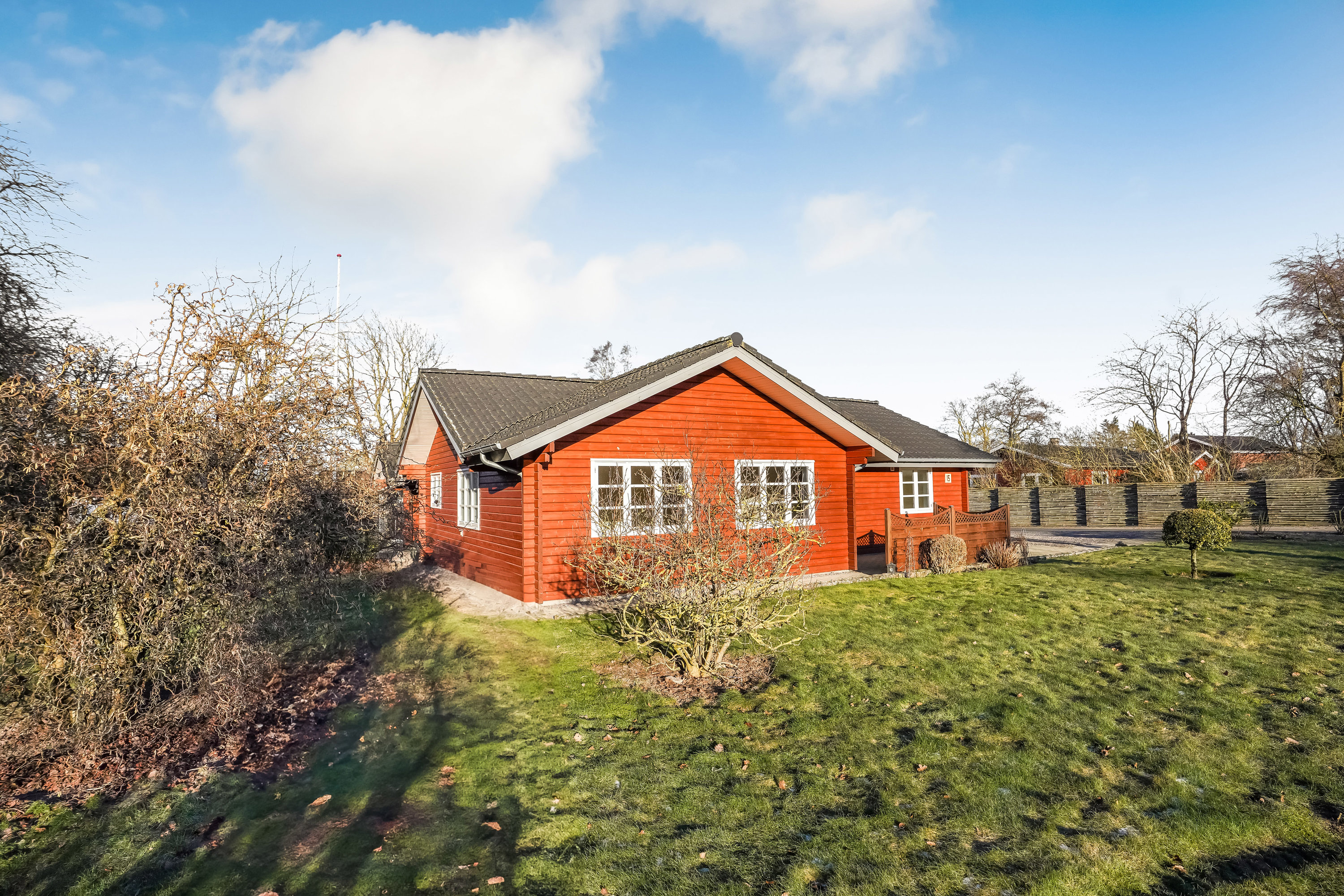 Fremhævet ejendommen billede i fuldskærmstilstand. Billede af Østerled 15, 7171 Uldum