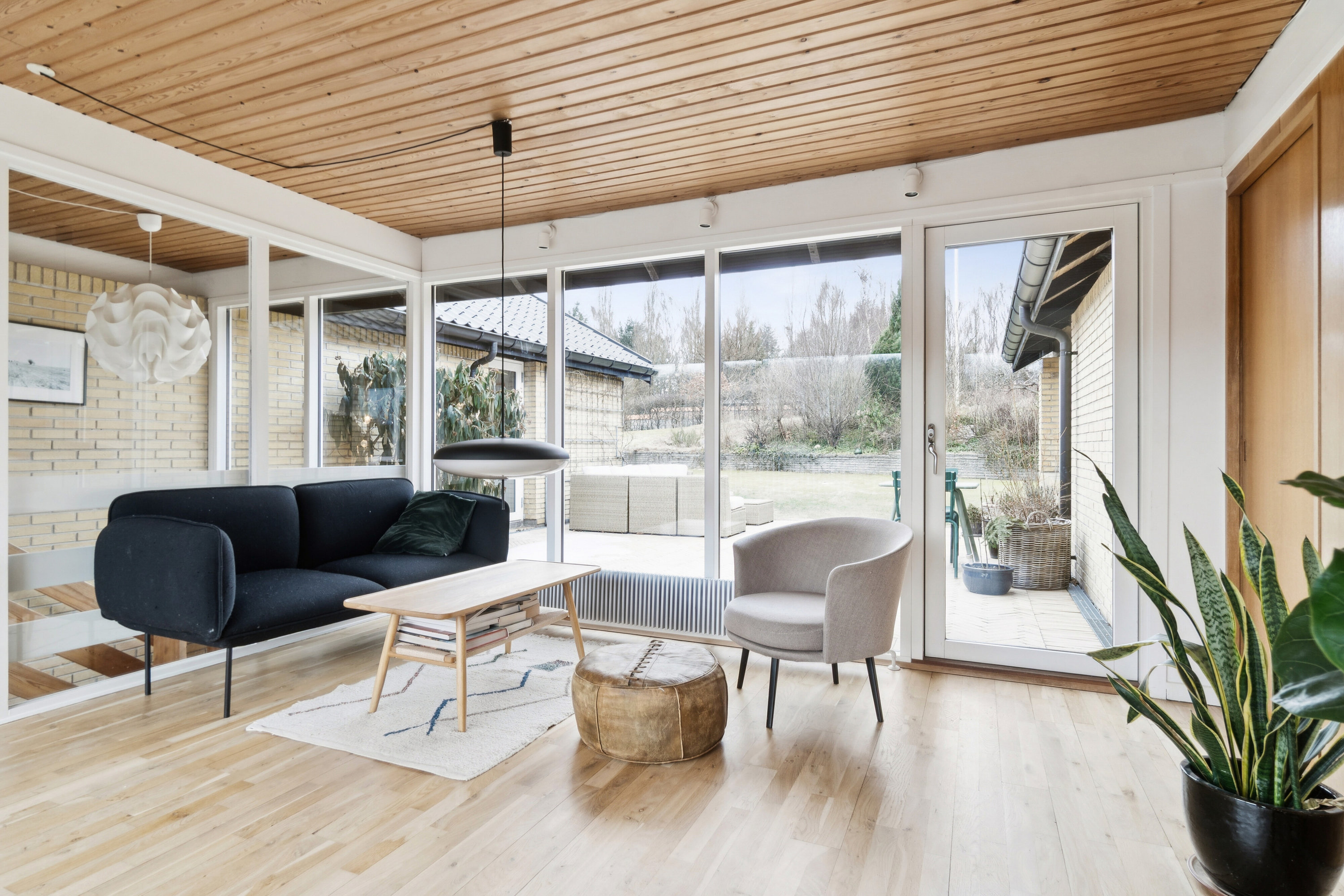 Fremhævet stue billede i fuldskærmstilstand. Billede af Dalsvinget 18, Skåde, 8270 Højbjerg