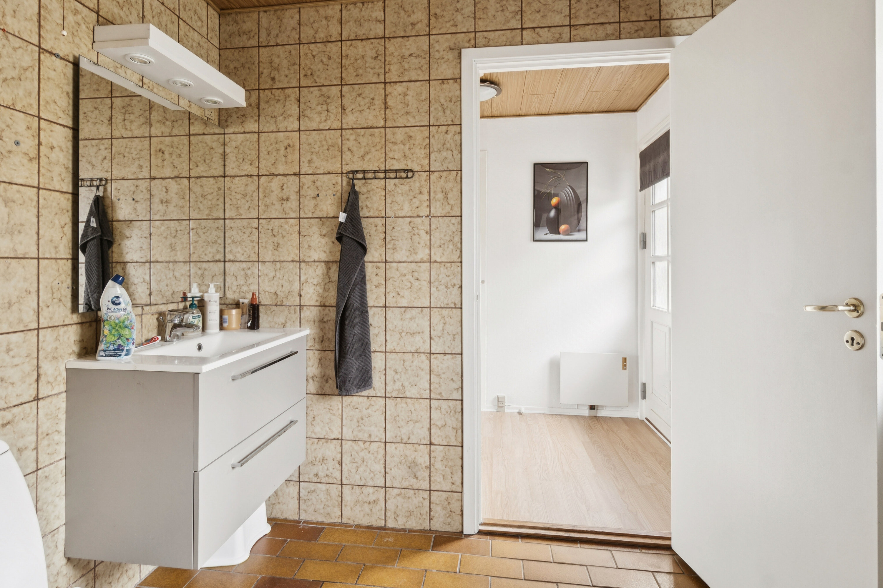 Fremhævet badeværelse billede i fuldskærmstilstand. Billede af Sandskrænten 8A, 4400 Kalundborg