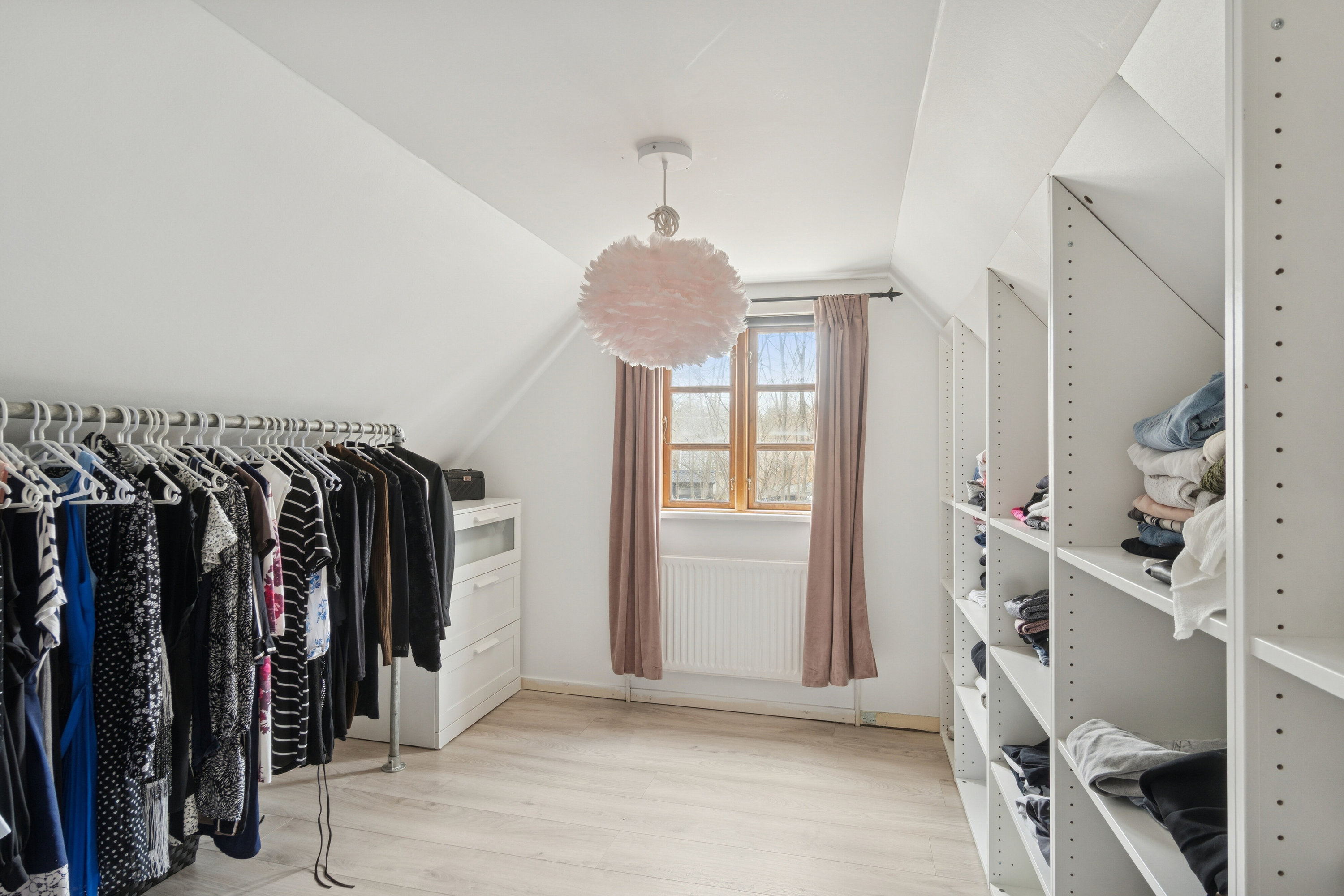 Fremhævet værelse billede i fuldskærmstilstand. Billede af Saltbæk Ringvej 23, 4400 Kalundborg