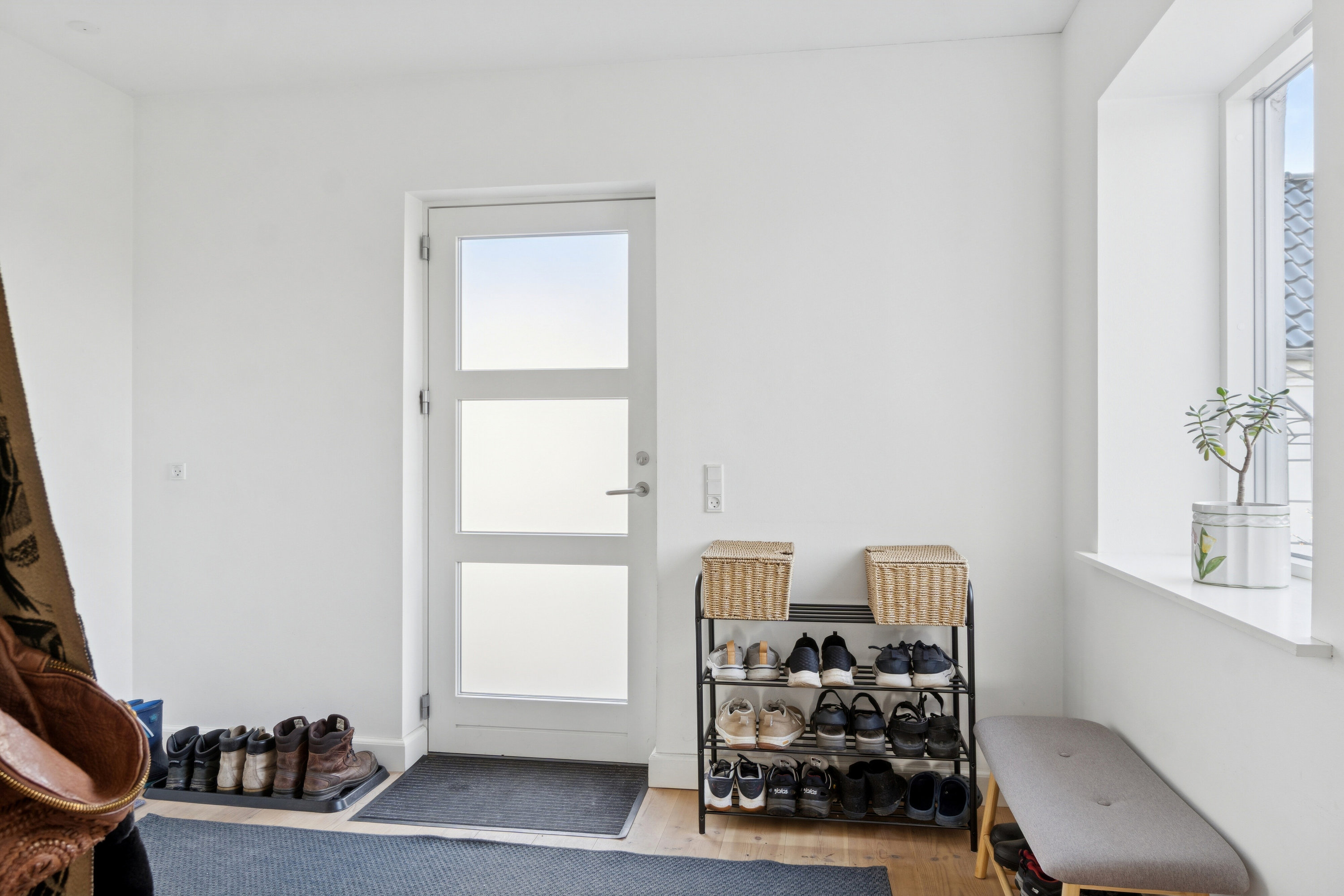 Fremhævet entré billede i fuldskærmstilstand. Billede af Ll Karlsmindevej 11, 3390 Hundested