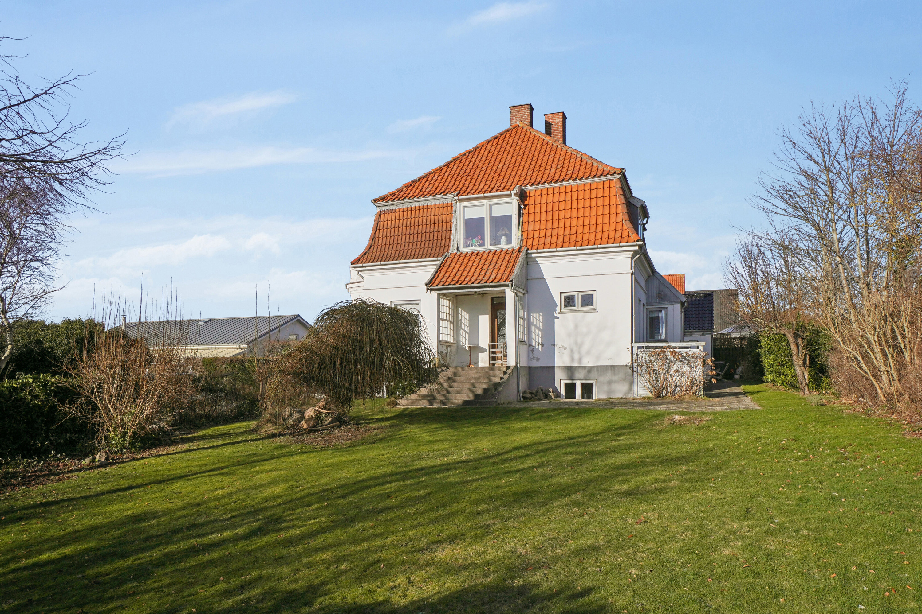 Fremhævet set fra vejen billede i fuldskærmstilstand. Billede af Ll Karlsmindevej 11, 3390 Hundested